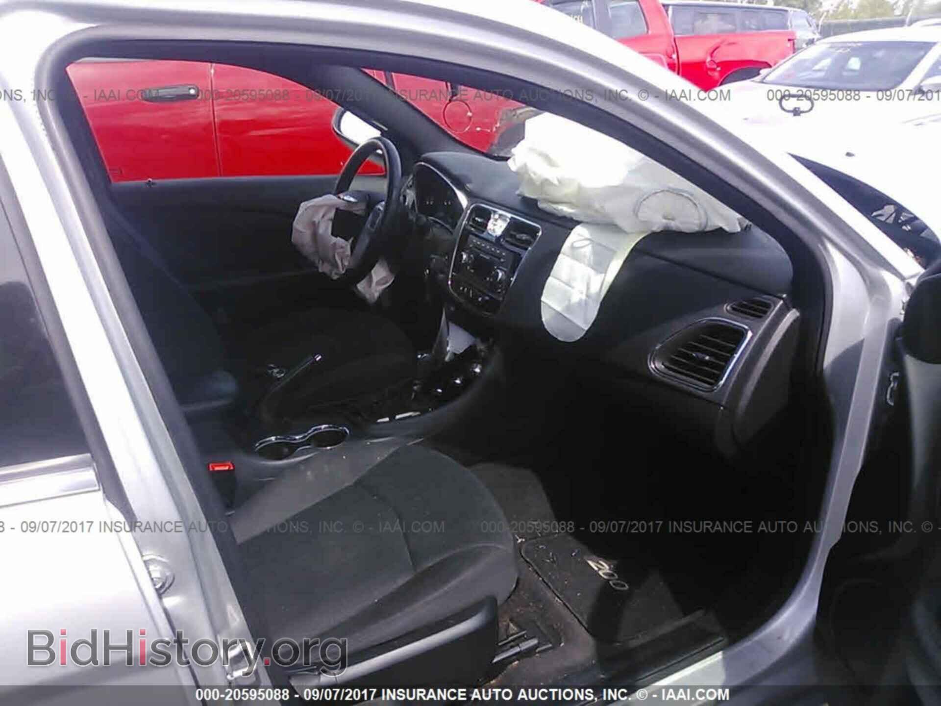 2012 Chrysler 200 - VIN: 1C3CCBBB3CN175711 - Photo 5