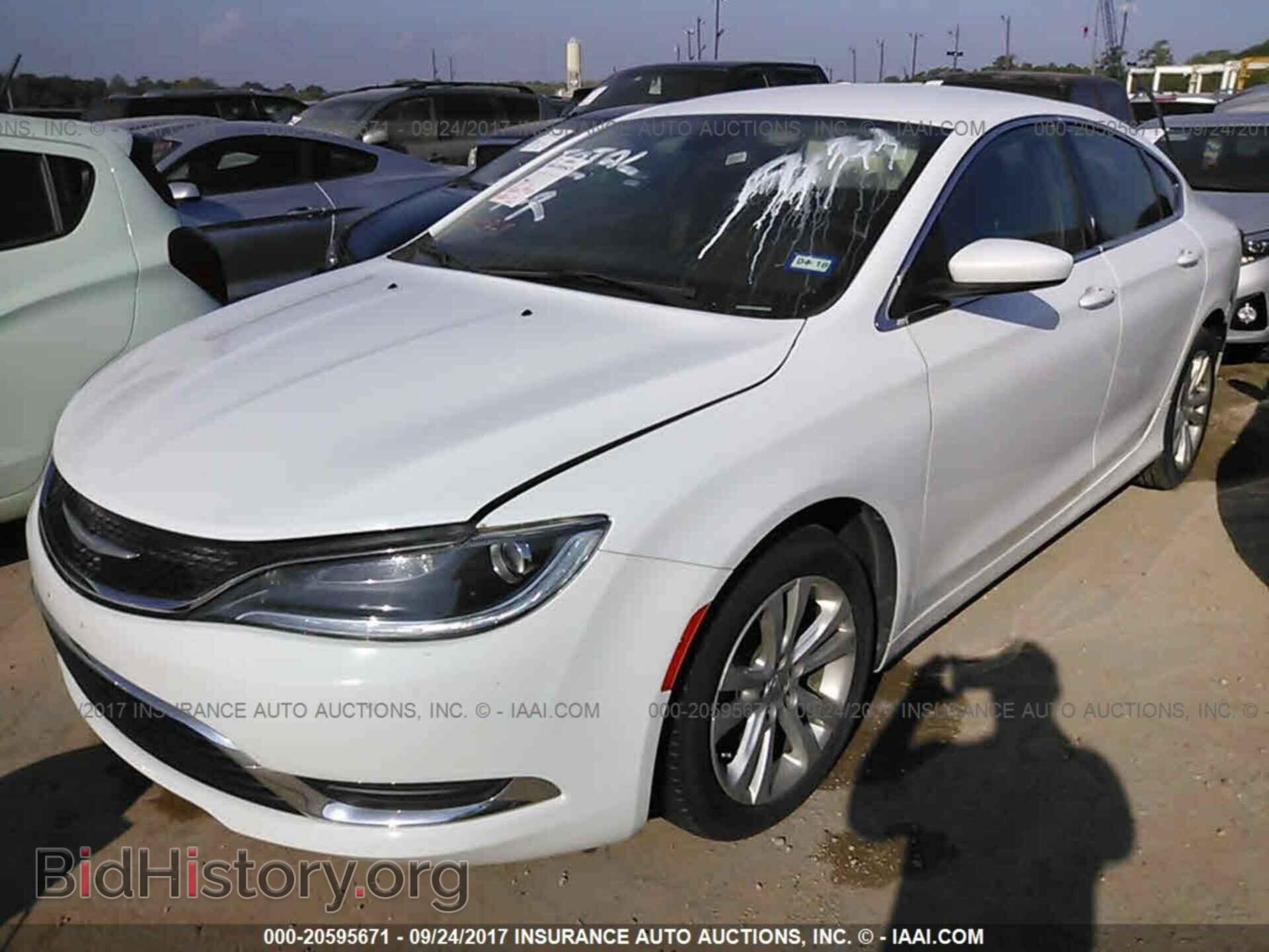 2015 Chrysler 200 - VIN: 1C3CCCAB9FN725425 - Photo 2