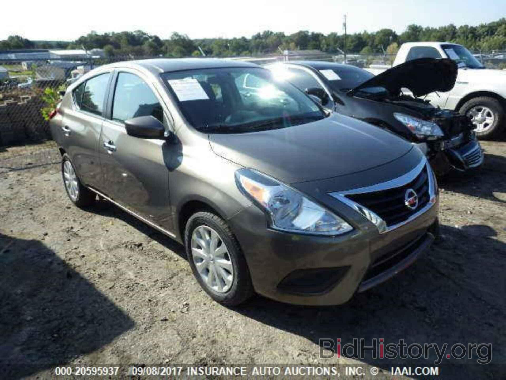 Photo 3N1CN7AP8FL930102 - Nissan Versa 2015