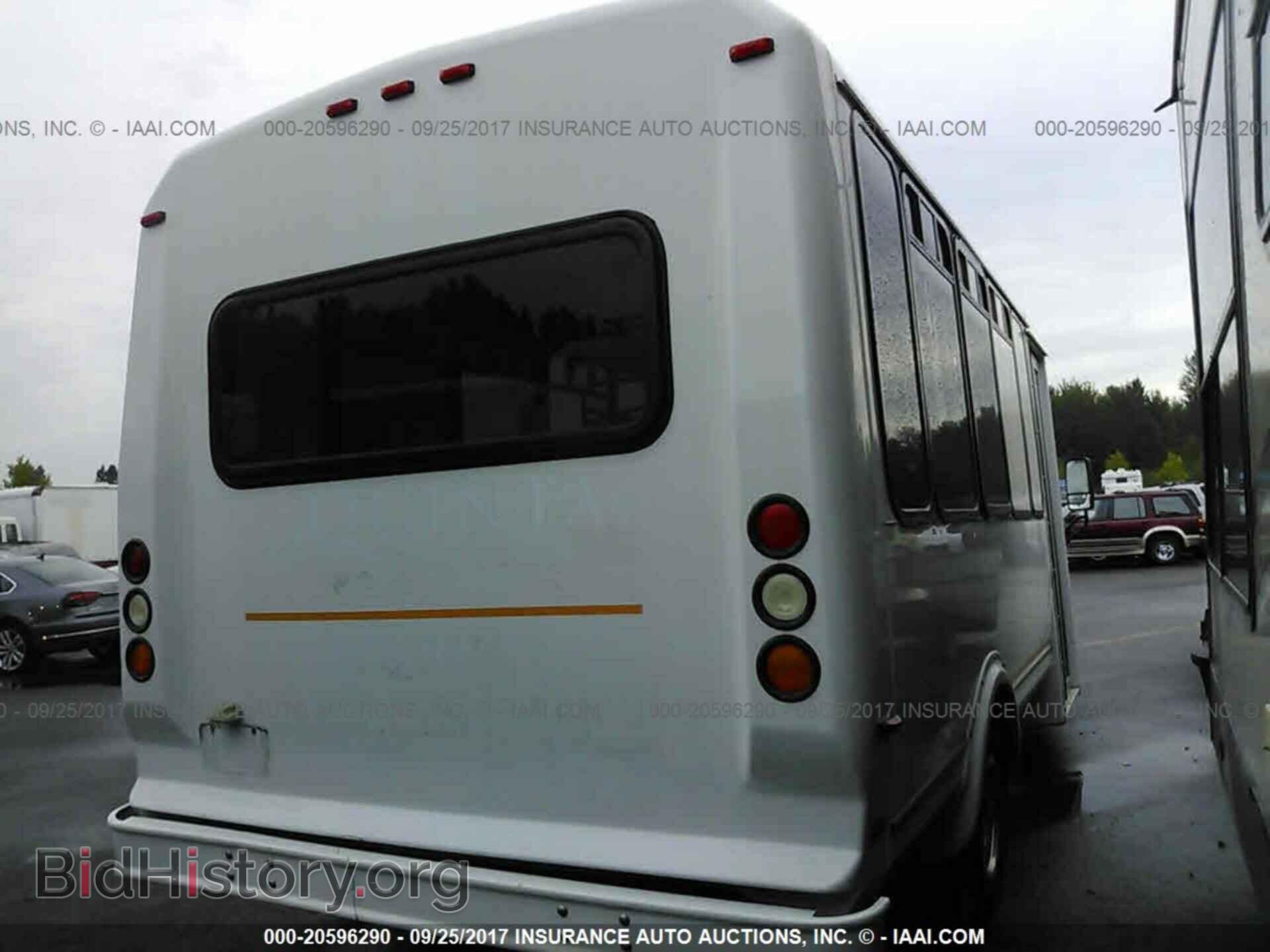 2012 Ford Econoline - VIN: 1FDEE3FL8CDB15867 - Photo 4