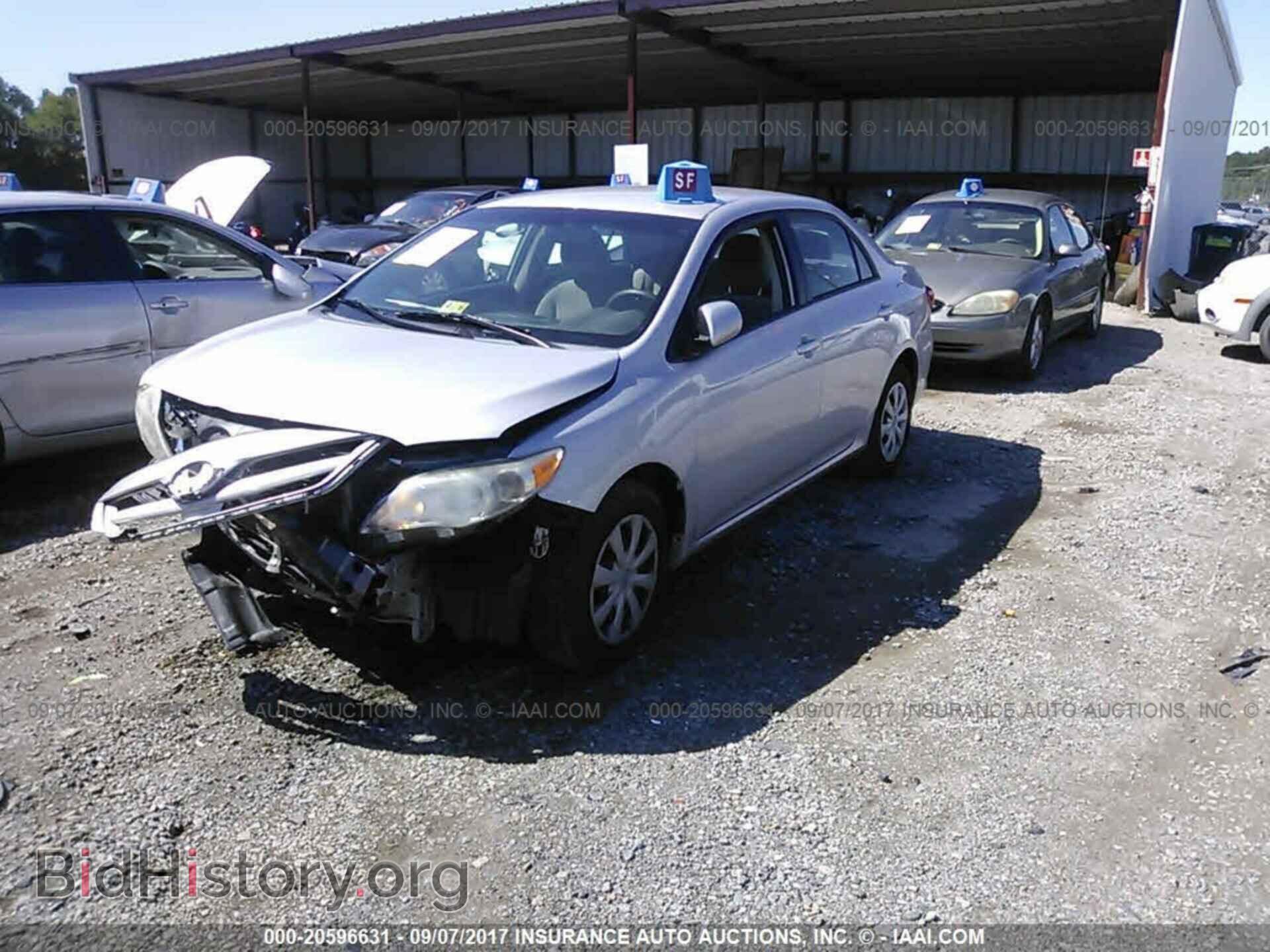 2011 Toyota Corolla - VIN: 2T1BU4EE6BC608008 - Фото 2