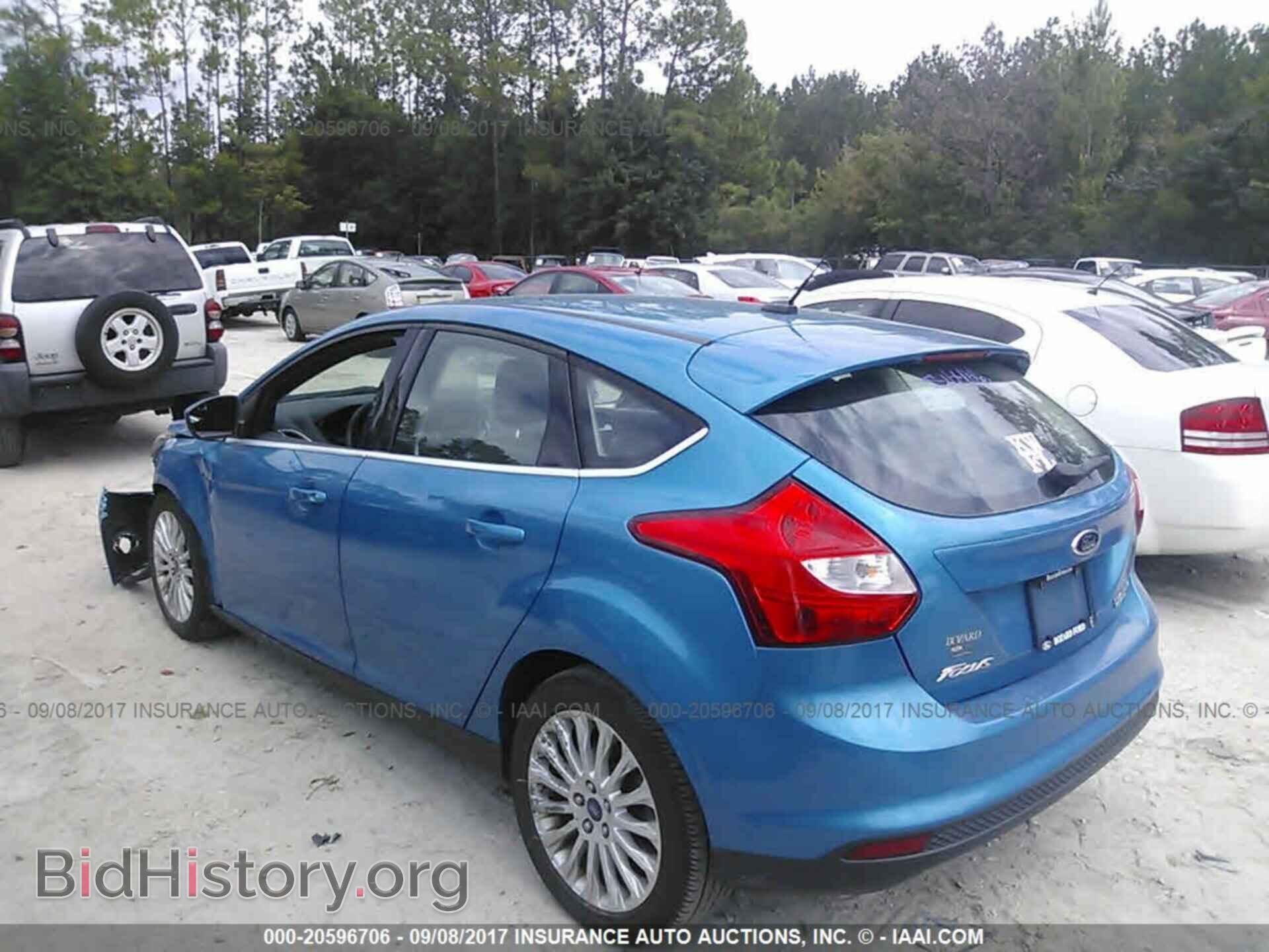 2012 Ford Focus - VIN: 1FAHP3N20CL363806 - Photo 3