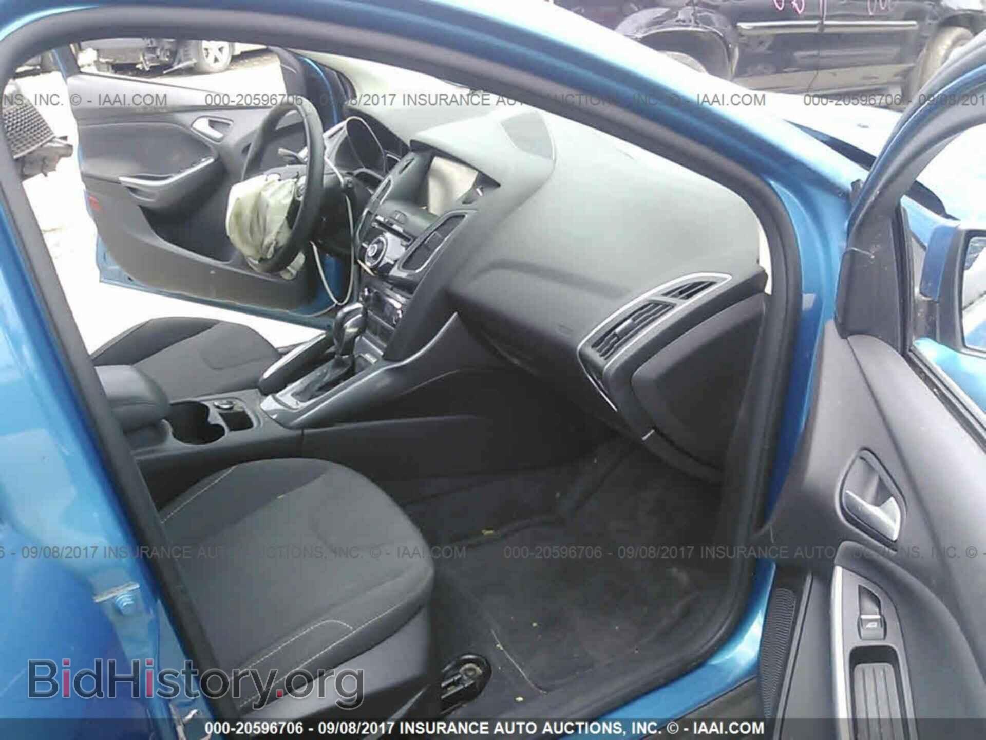 2012 Ford Focus - VIN: 1FAHP3N20CL363806 - Photo 5