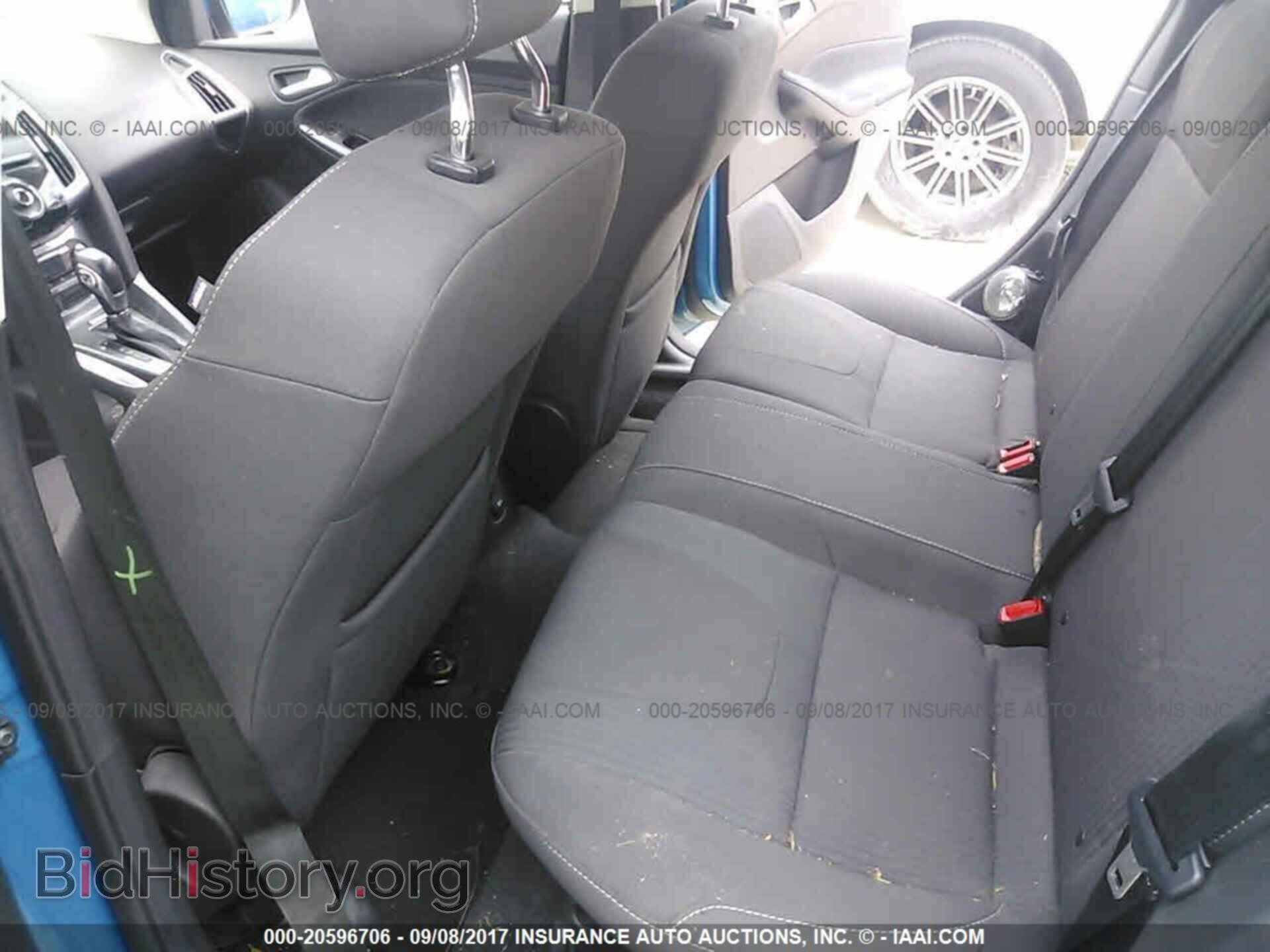2012 Ford Focus - VIN: 1FAHP3N20CL363806 - Photo 8