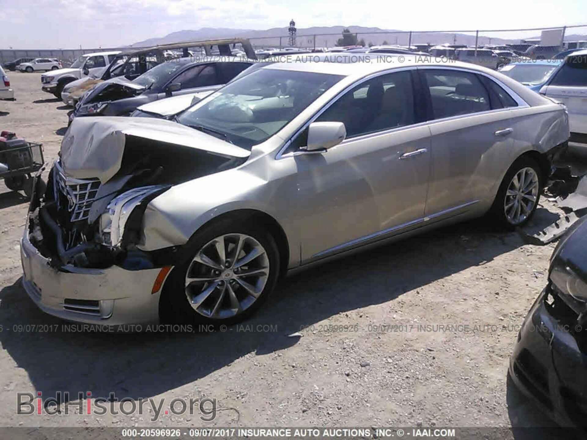 2013 Cadillac Xts - VIN: 2G61T5S32D9155759 - Фото 2