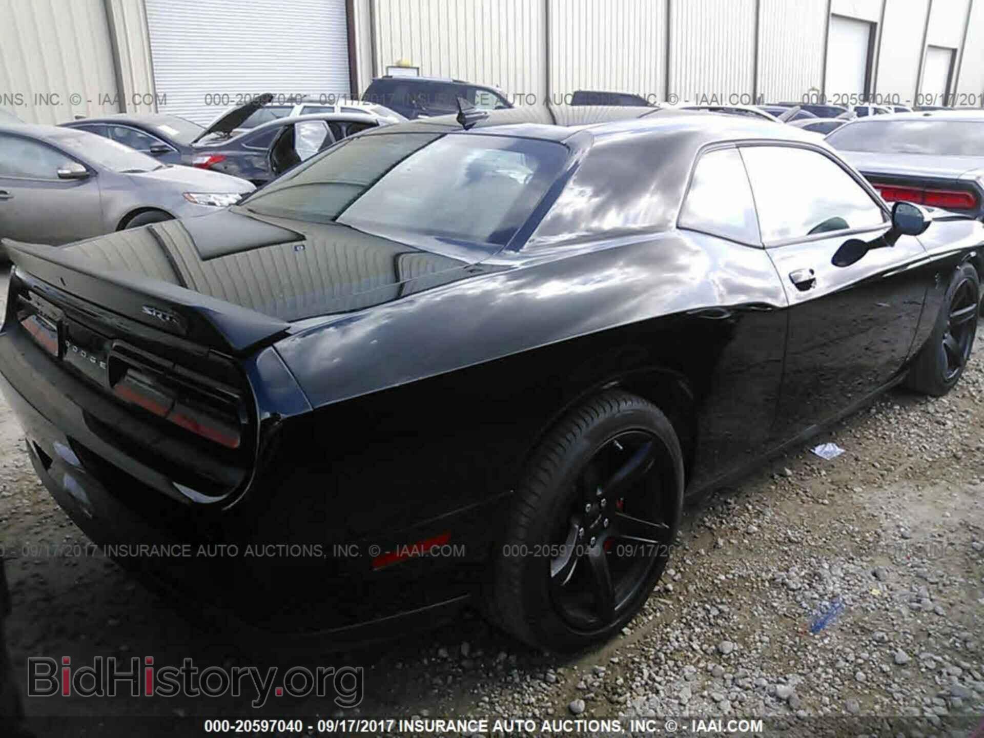 2017 Dodge Challenger - VIN: 2C3CDZC9XHH527376 - Photo 4