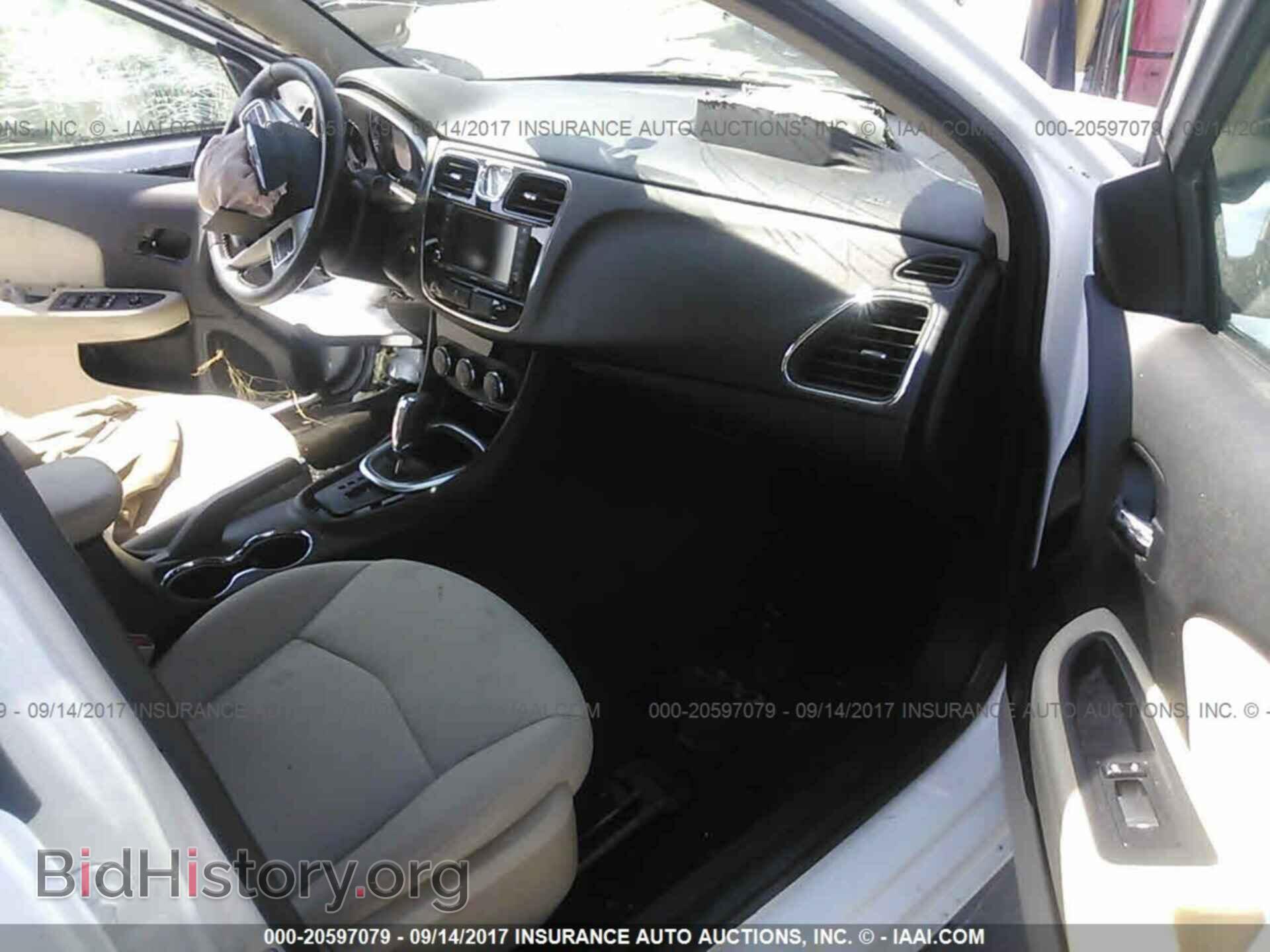 2012 Chrysler 200 - VIN: 1C3CCBBB0CN180879 - Фото 5