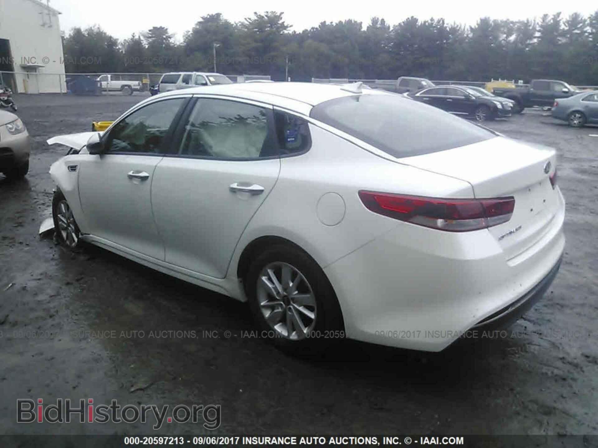 2016 Kia Optima - VIN: KNAGT4L36G5094110 - Photo 3