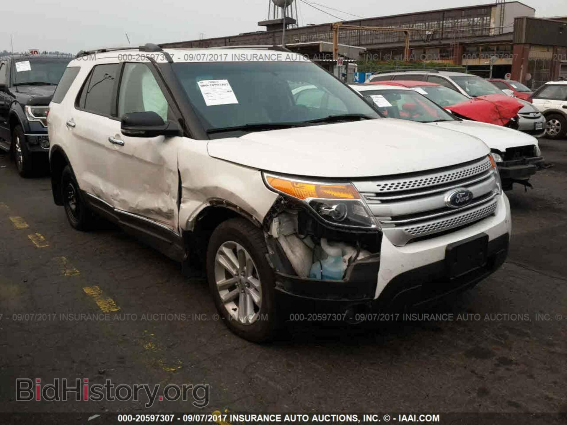 Photo 1FM5K7D91DGA93329 - Ford Explorer 2013