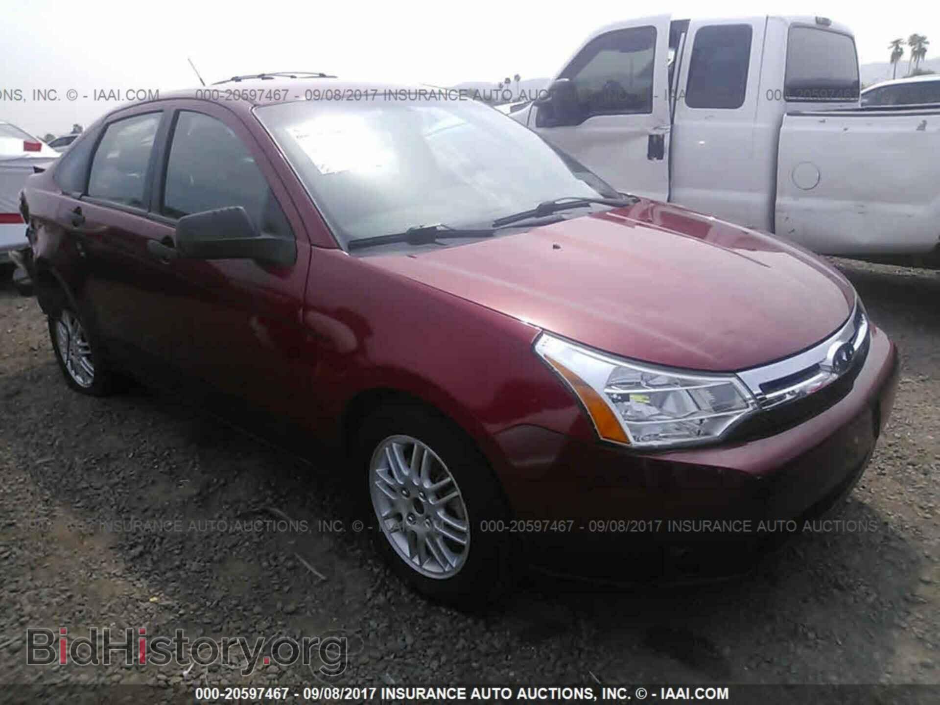Photo 1FAHP3FN2BW152208 - Ford Focus 2011