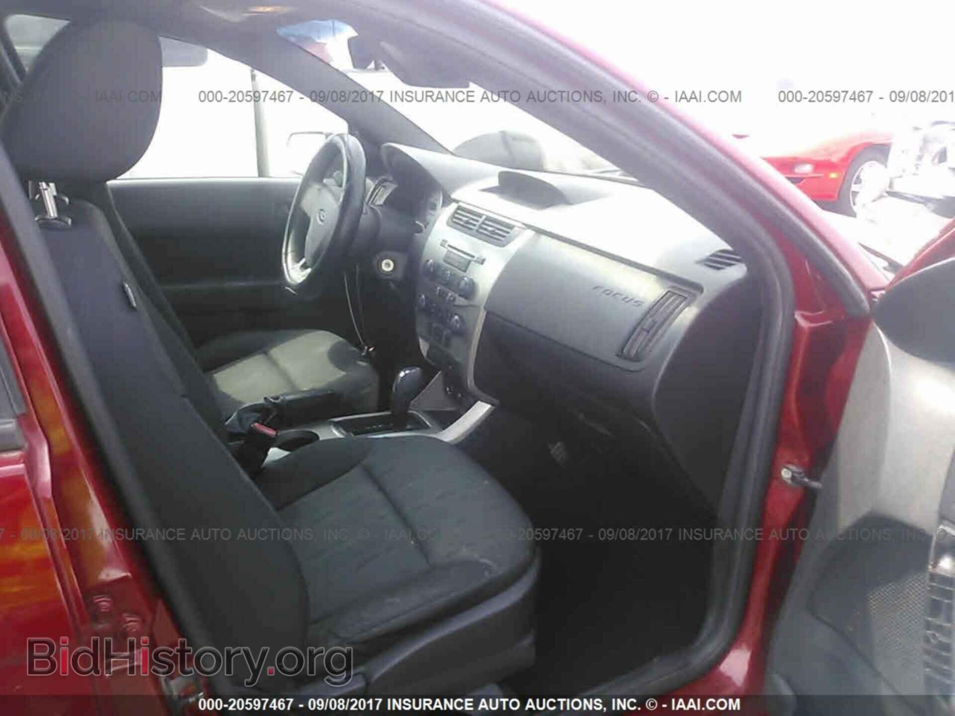 2011 Ford Focus - VIN: 1FAHP3FN2BW152208 - Фото 5