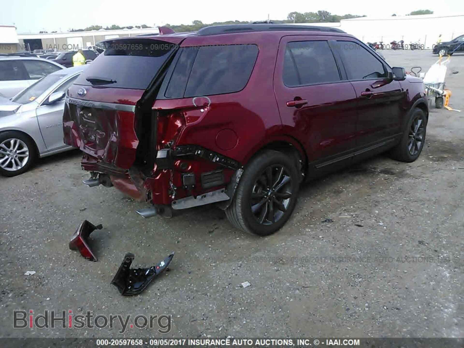 2017 Ford Explorer - VIN: 1FM5K7D86HGB30890 - Фото 4