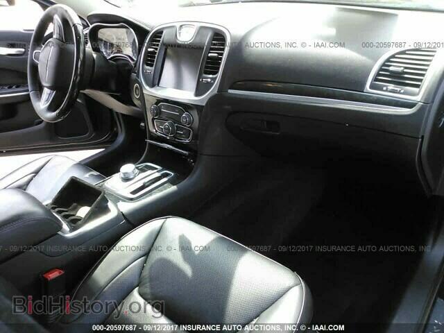 2016 Chrysler 300c - VIN: 2C3CCAKG3GH344131 - Фото 5