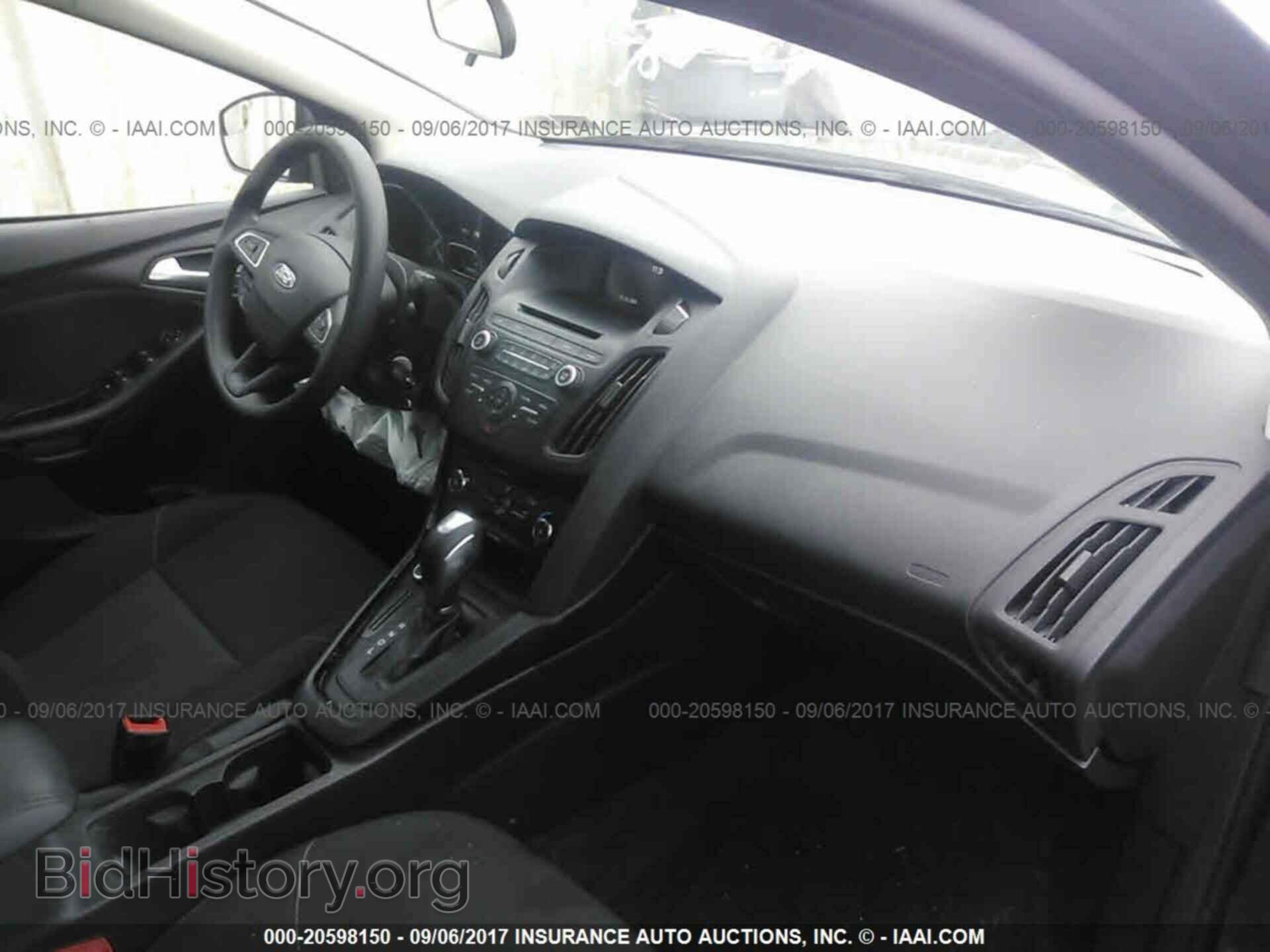 2015 Ford Focus - VIN: 1FADP3F28FL226937 - Photo 5