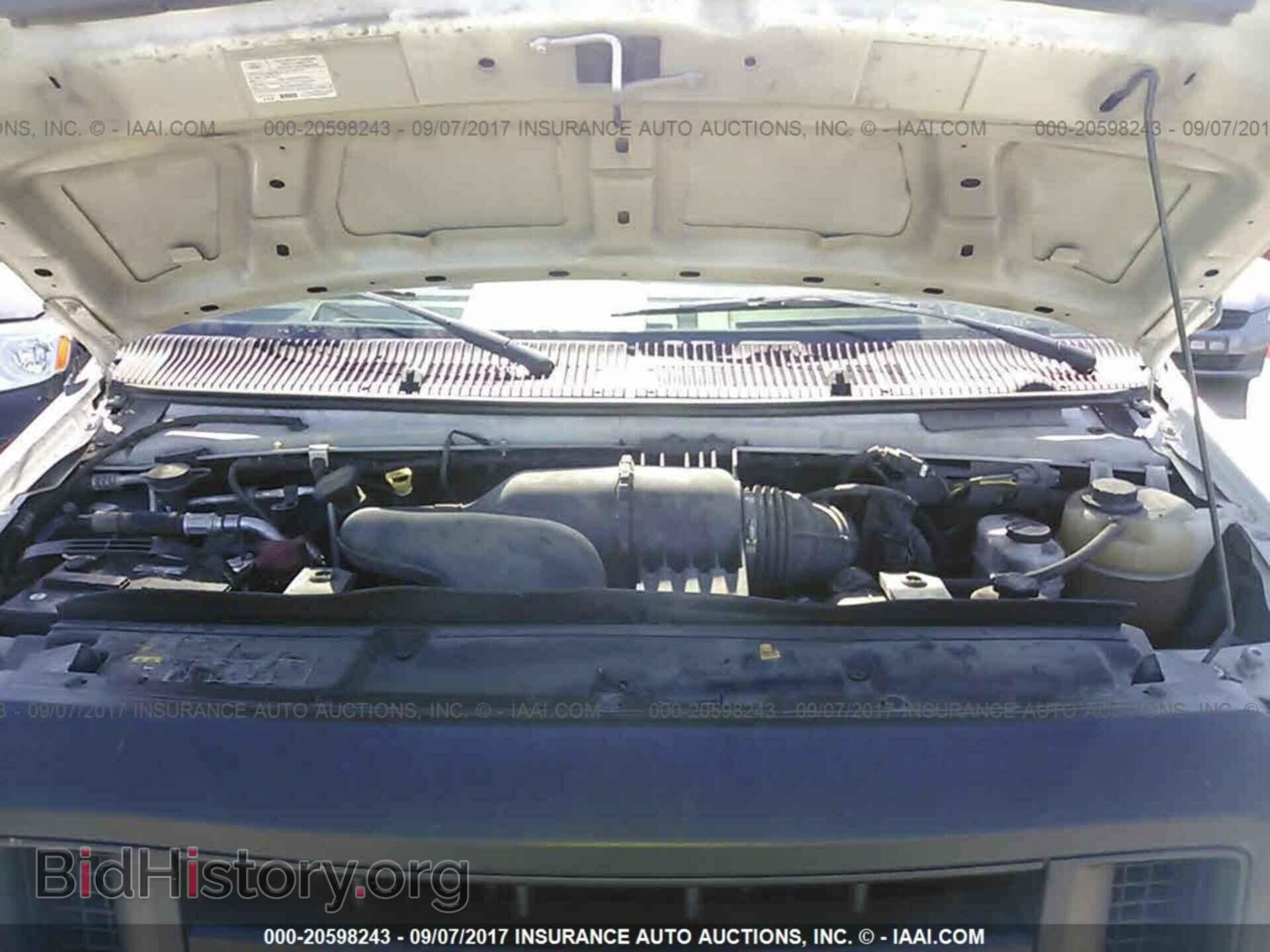 2011 Ford Econoline - VIN: 1FTNE1EWXBDB40496 - Фото 10