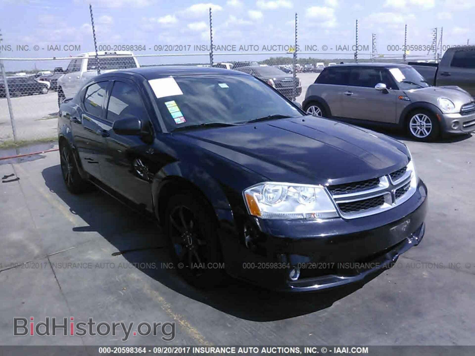 Photo 1C3CDZEG0CN253178 - Dodge Avenger 2012