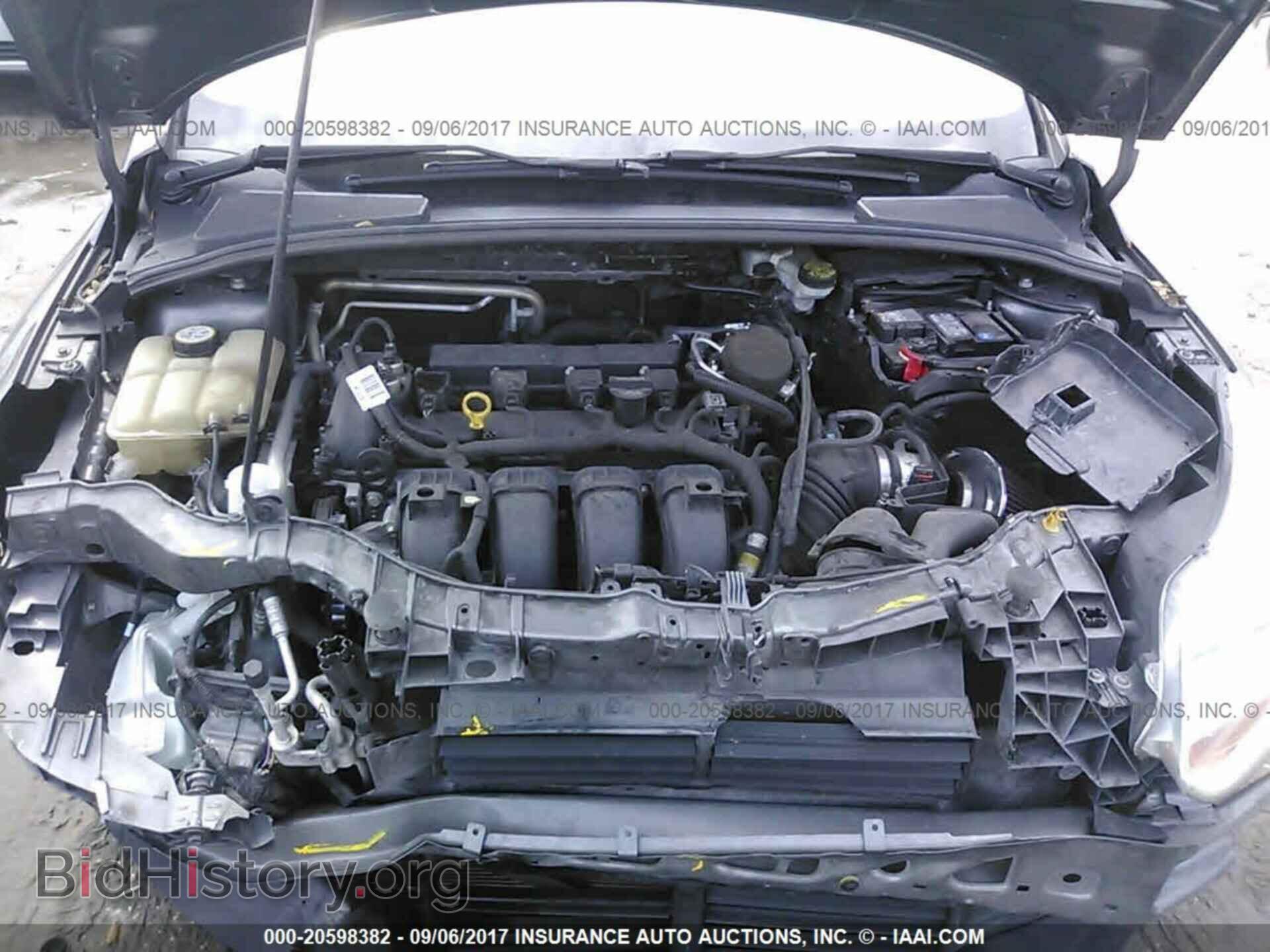 2012 Ford Focus - VIN: 1FAHP3F22CL282661 - Photo 10