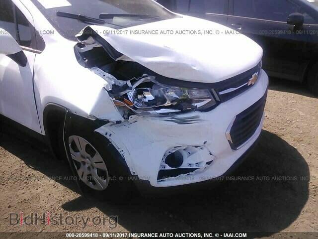 2017 Chevrolet Trax - VIN: 3GNCJKSB3HL261925 - Photo 6