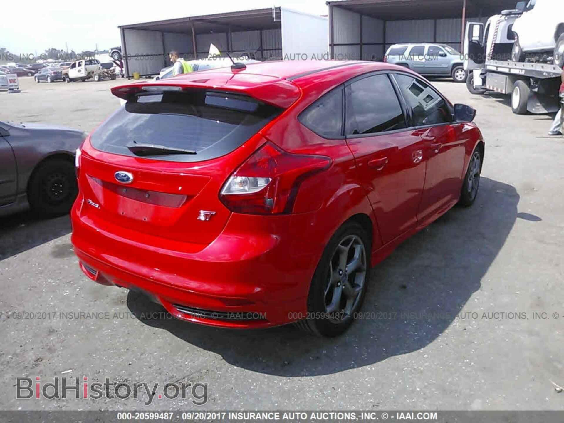 2014 Ford Focus - VIN: 1FADP3L90EL110731 - Photo 4