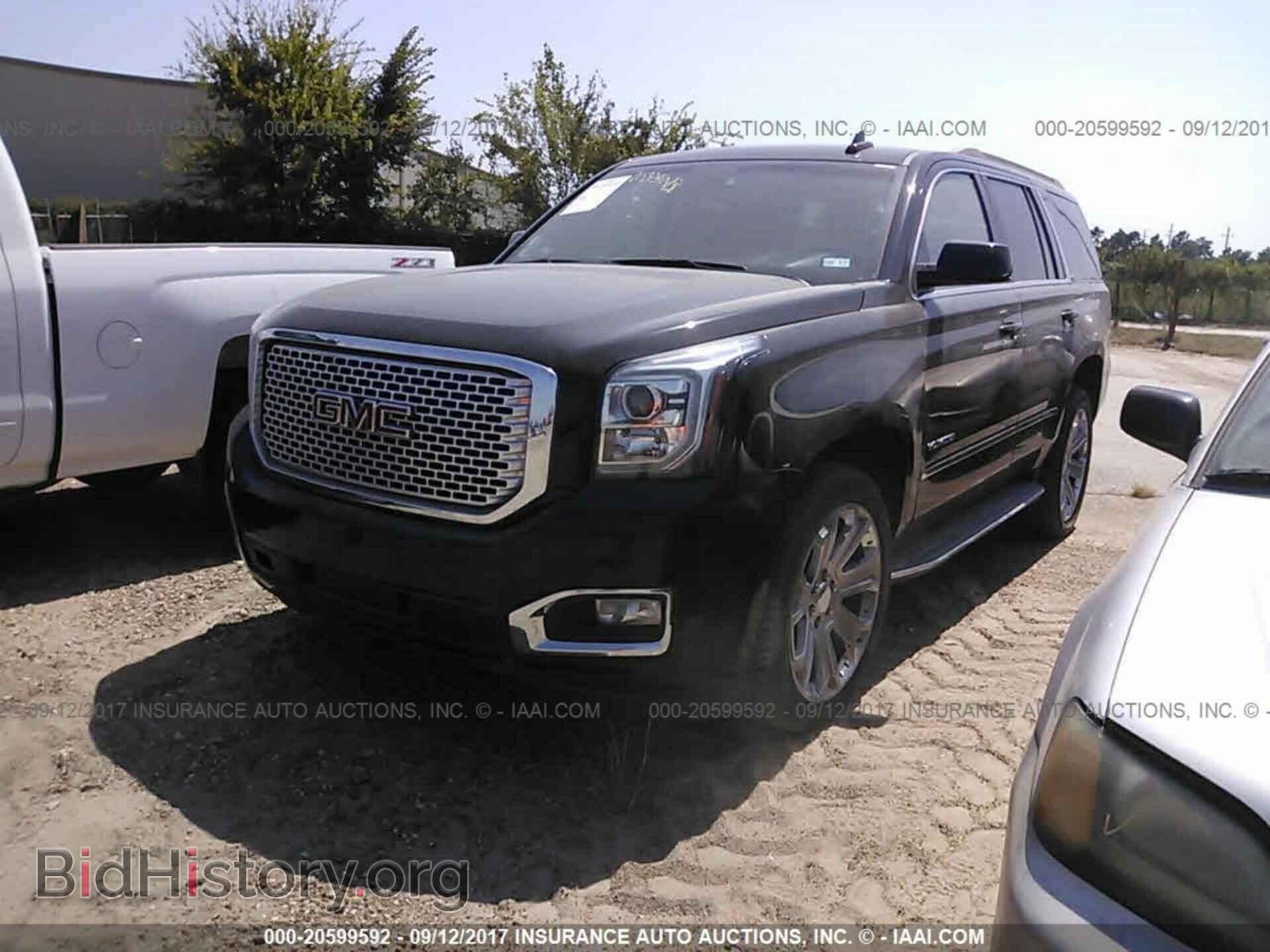 2016 Gmc Yukon - VIN: 1GKS1BKC5GR213609 - Фото 2