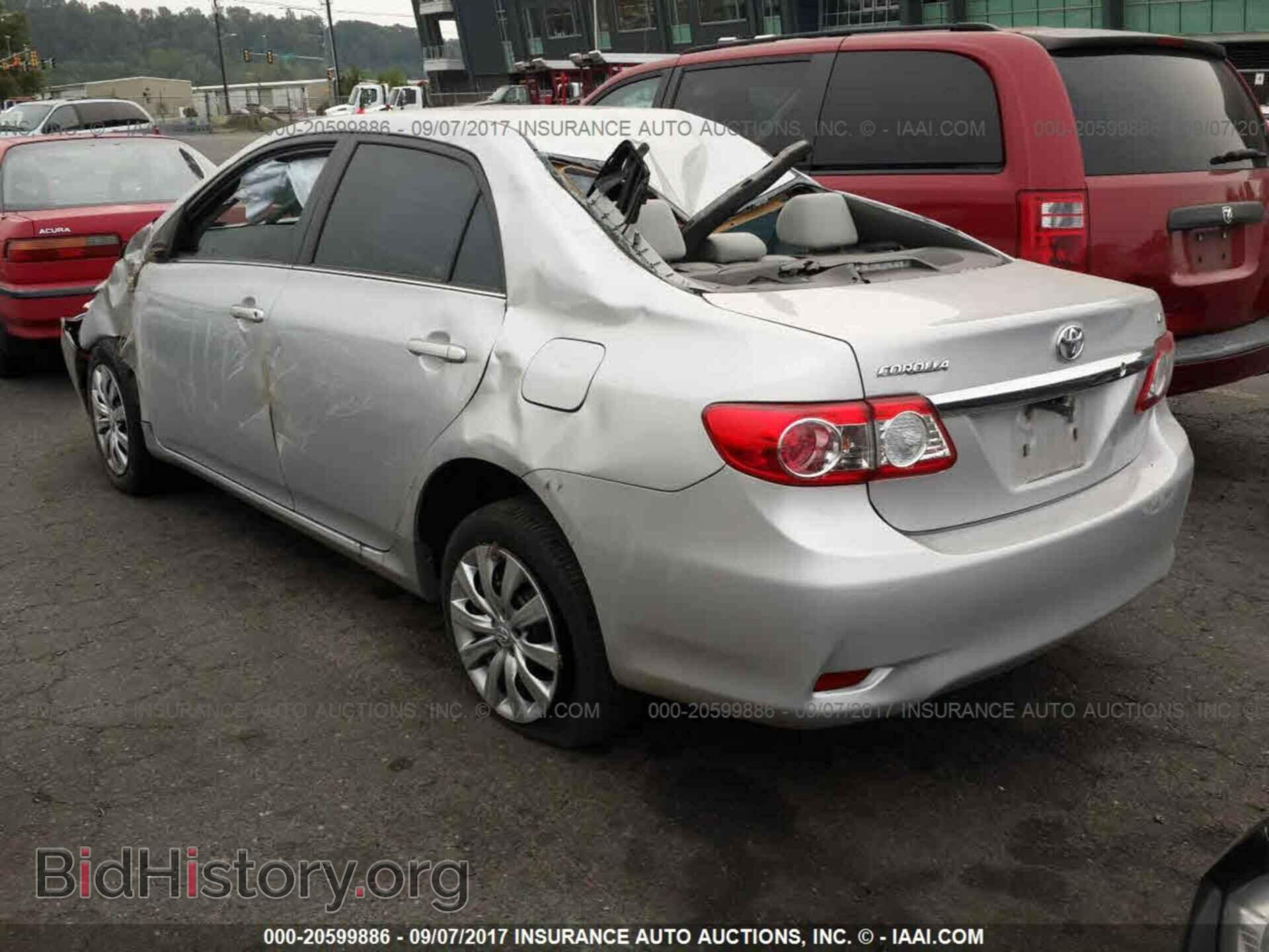 2013 Toyota Corolla - VIN: 2T1BU4EE6DC114136 - Фото 3