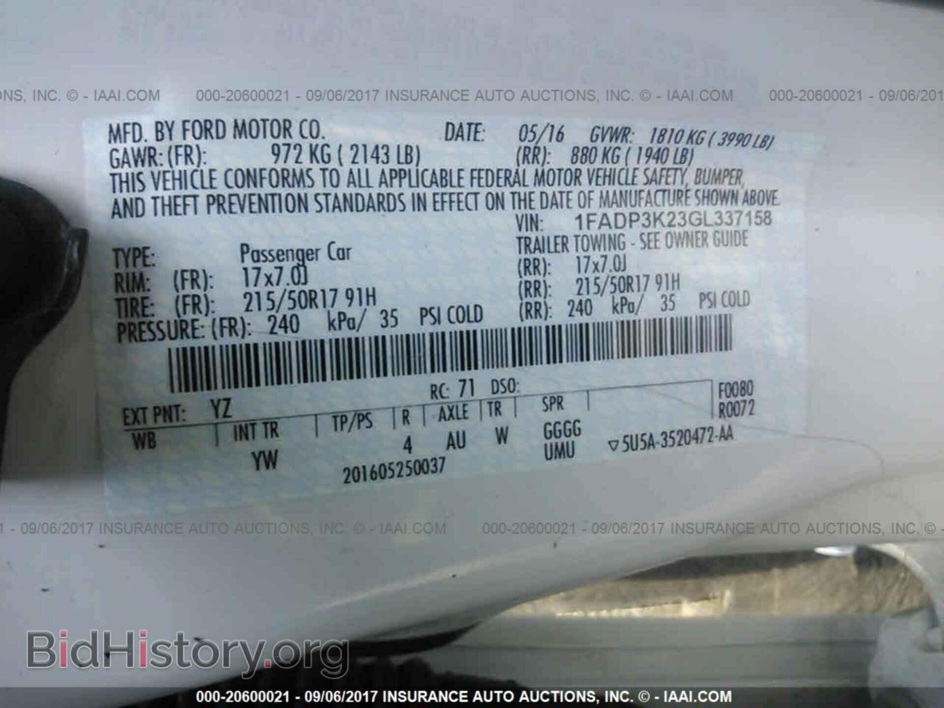 2016 Ford Focus - VIN: 1FADP3K23GL337158 - Photo 9
