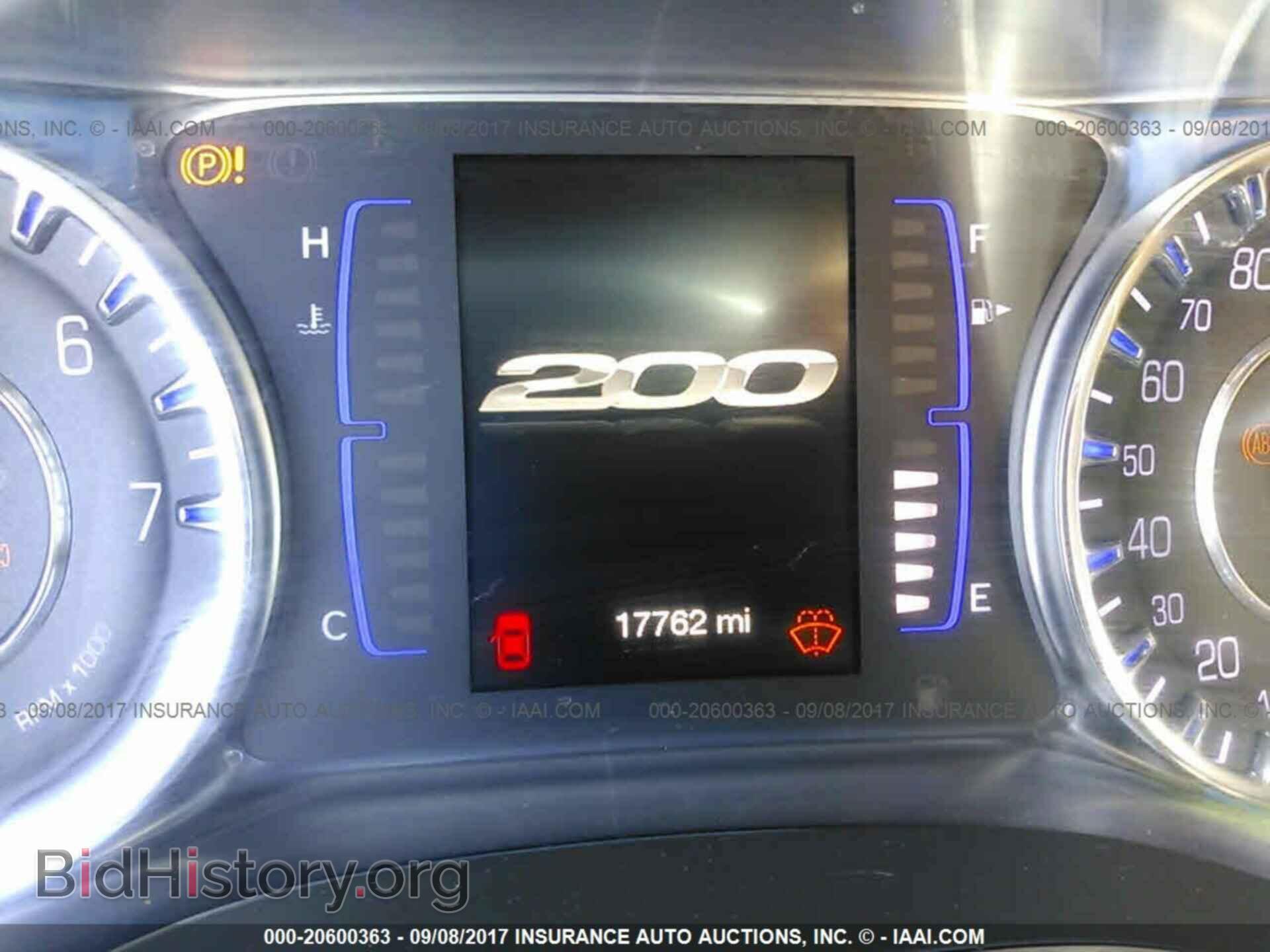 2016 Chrysler 200 - VIN: 1C3CCCAG3GN143270 - Photo 7