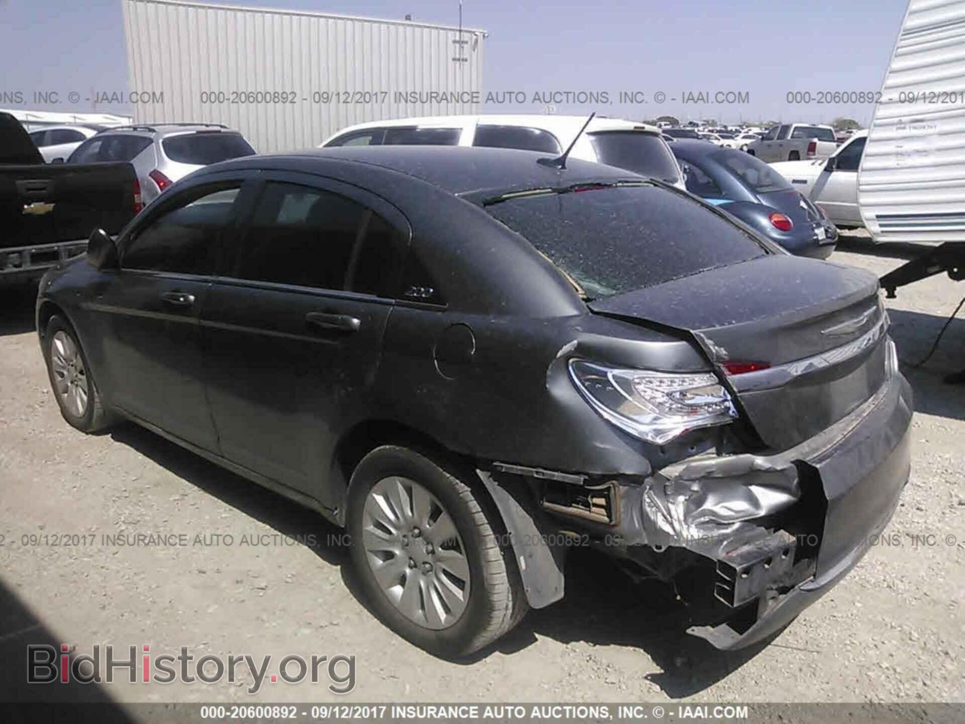 2012 Chrysler 200 - VIN: 1C3CCBAB9CN117538 - Фото 3