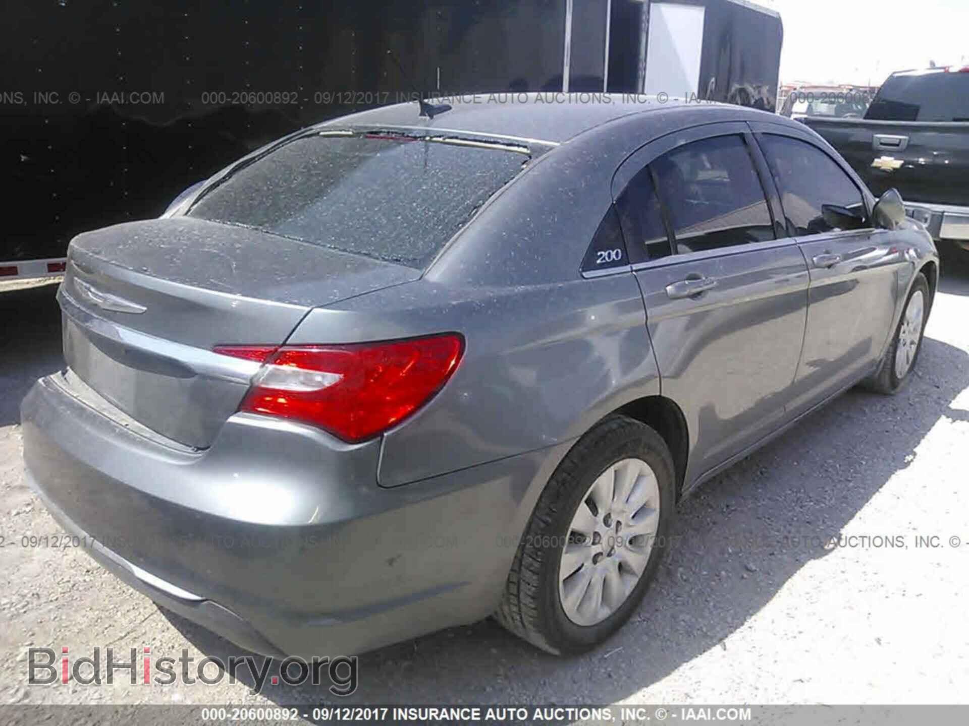 2012 Chrysler 200 - VIN: 1C3CCBAB9CN117538 - Фото 4