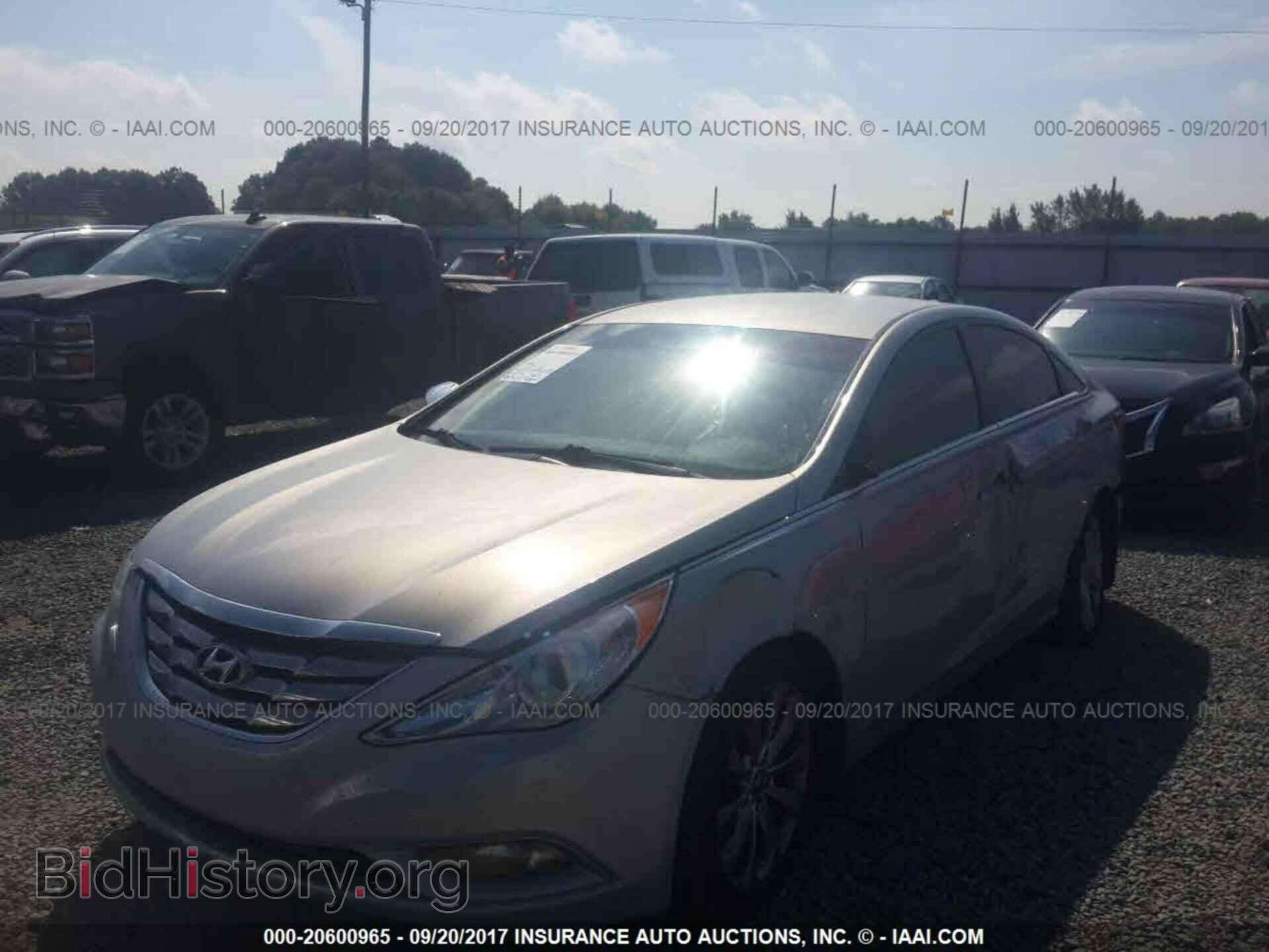 2012 Hyundai Sonata - VIN: 5NPEC4AC0CH371678 - Photo 2