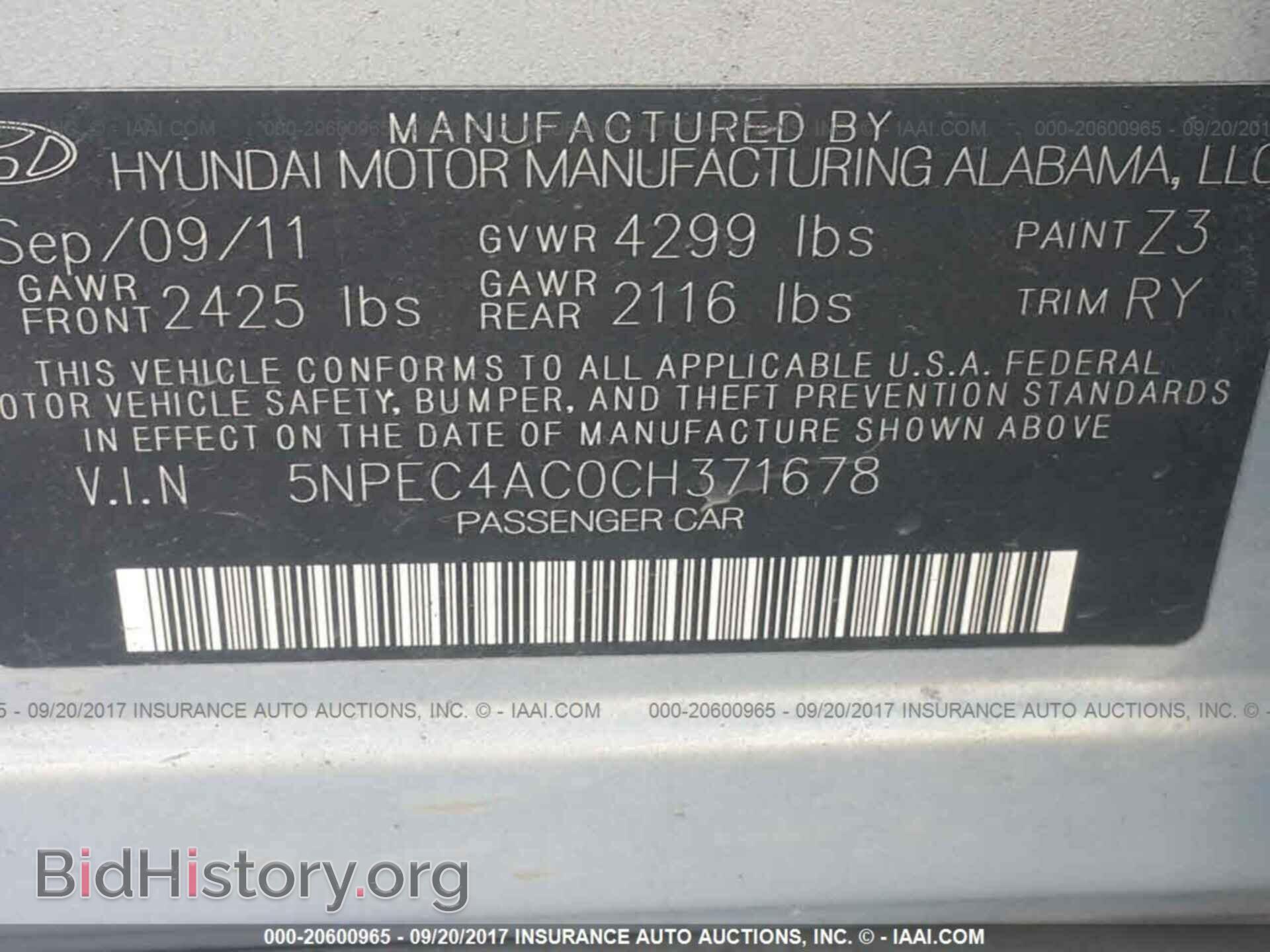2012 Hyundai Sonata - VIN: 5NPEC4AC0CH371678 - Photo 9