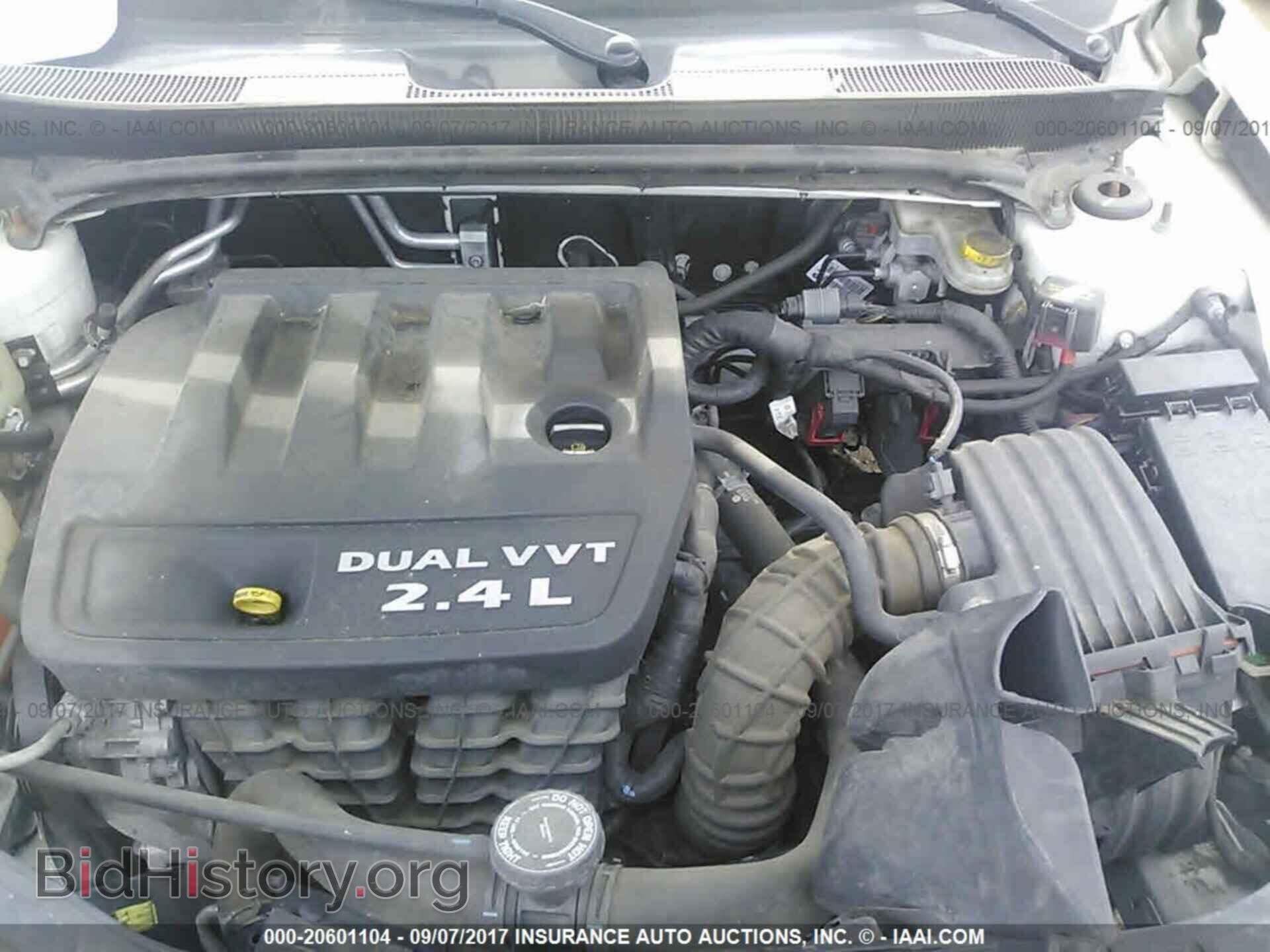 2011 Chrysler 200 - VIN: 1C3BC2FB9BN500740 - Фото 10