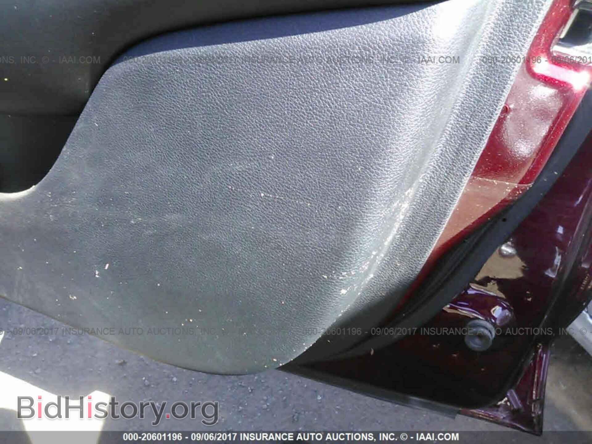 2016 Chrysler 200 - VIN: 1C3CCCAB3GN172921 - Photo 6