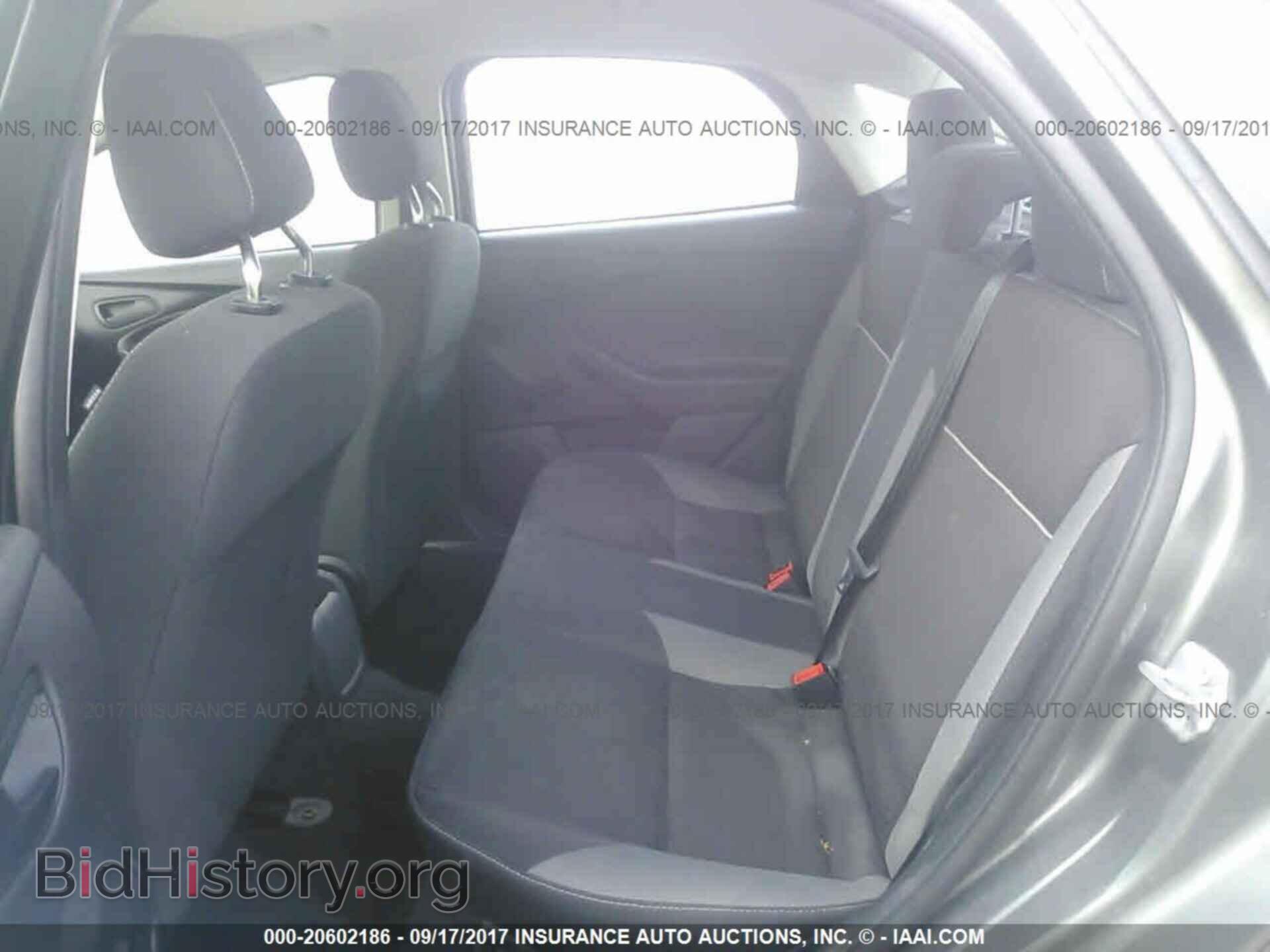 2014 Ford Focus - VIN: 1FADP3E27EL137649 - Фото 8