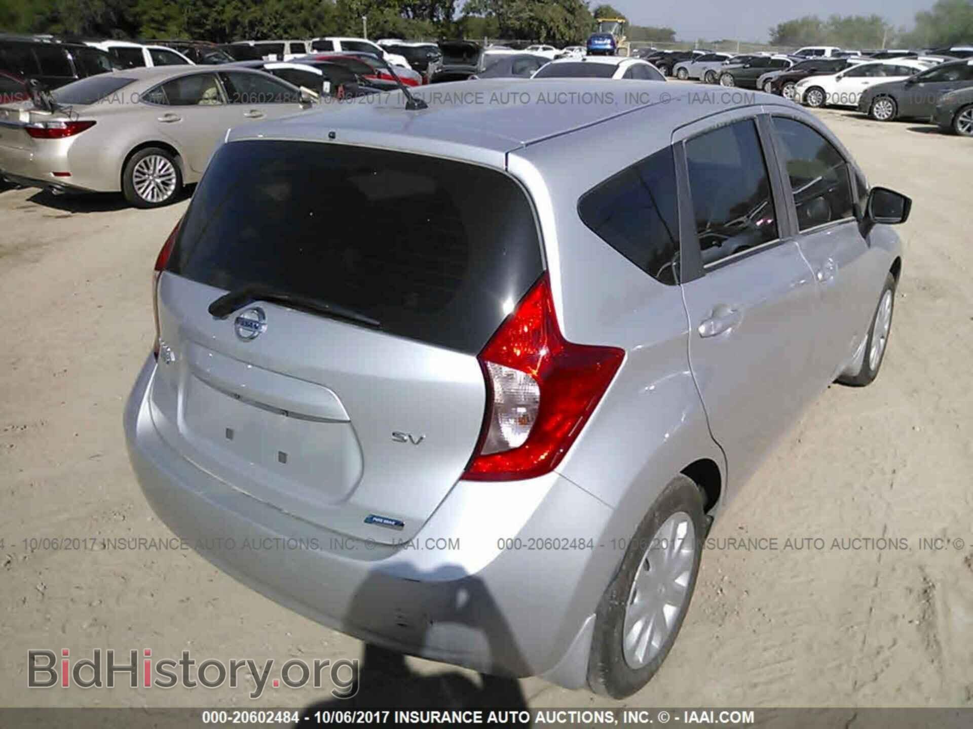 2015 Nissan Versa note - VIN: 3N1CE2CP0FL402151 - Фото 4