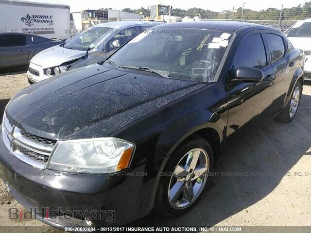 2011 Dodge Avenger - VIN: 1B3BD2FG3BN621608 - Фото 2