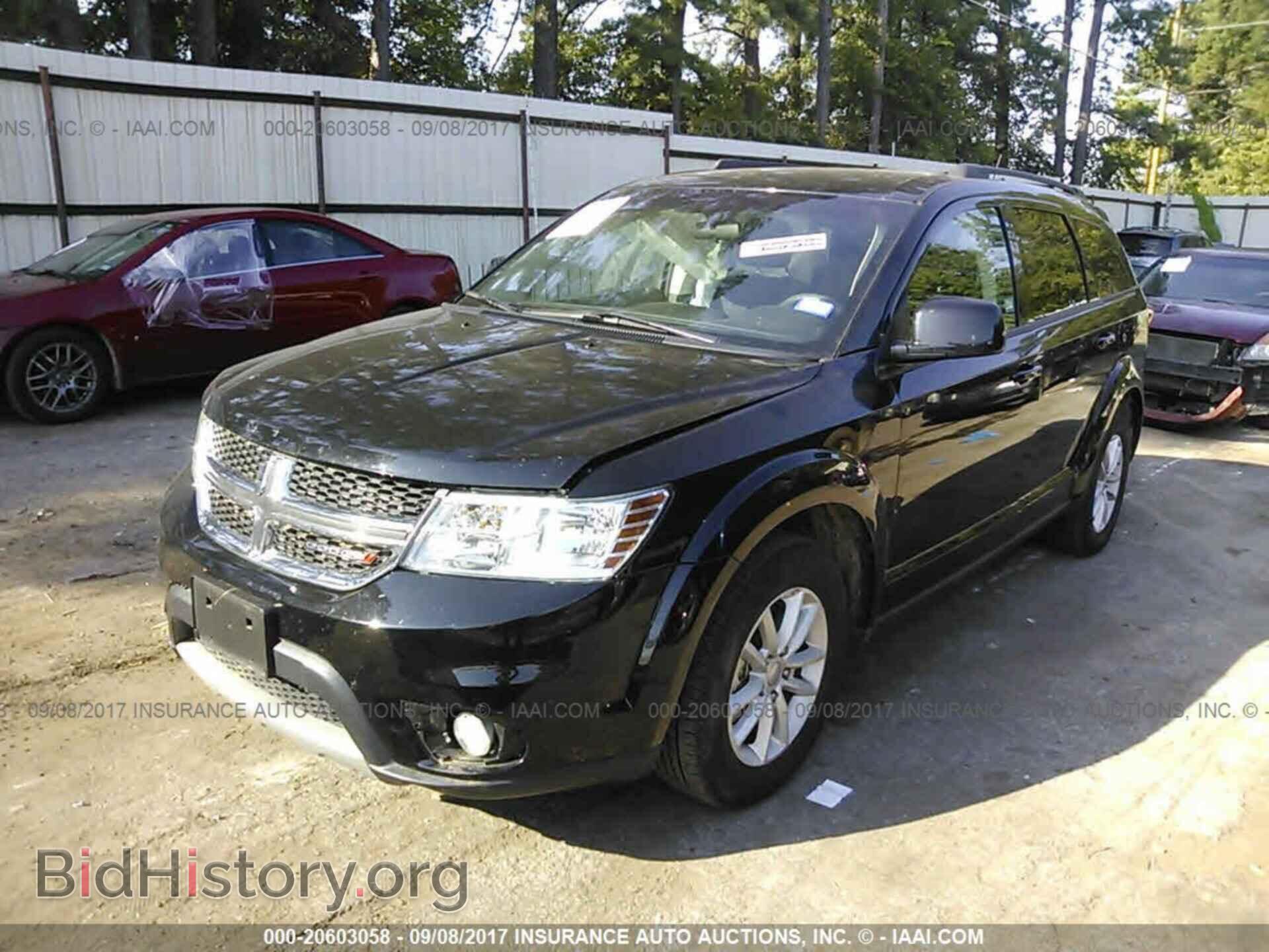 2017 Dodge Journey - VIN: 3C4PDCBG7HT573023 - Photo 2