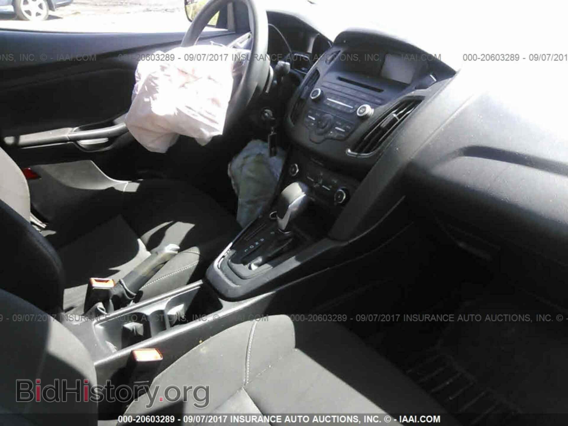 2015 Ford Focus - VIN: 1FADP3E25FL353453 - Photo 5