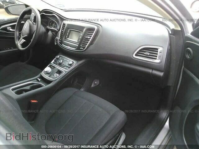 2016 Chrysler 200 - VIN: 1C3CCCAB0GN109615 - Photo 5