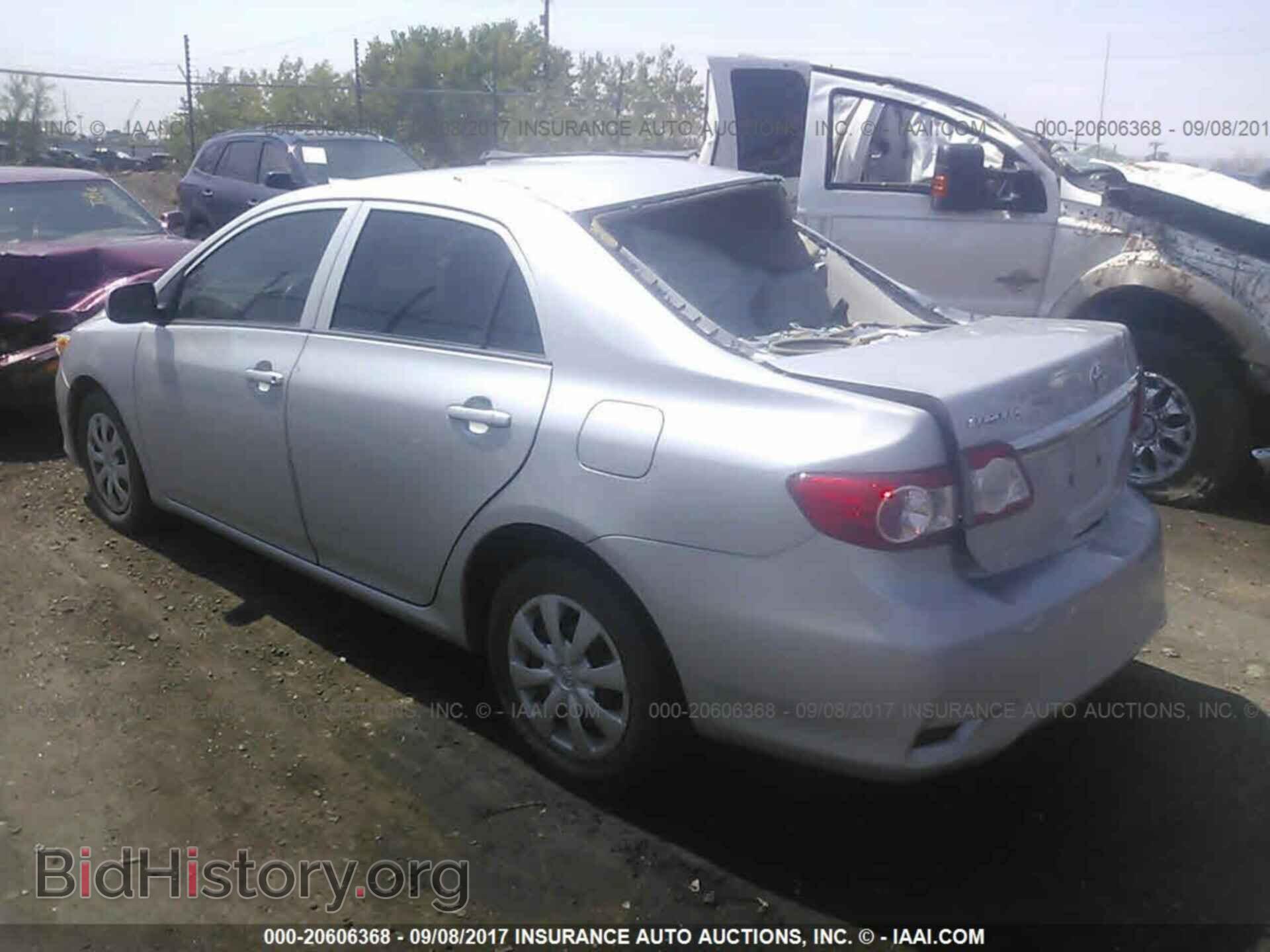 2013 Toyota Corolla - VIN: 2T1BU4EE4DC072890 - Photo 3