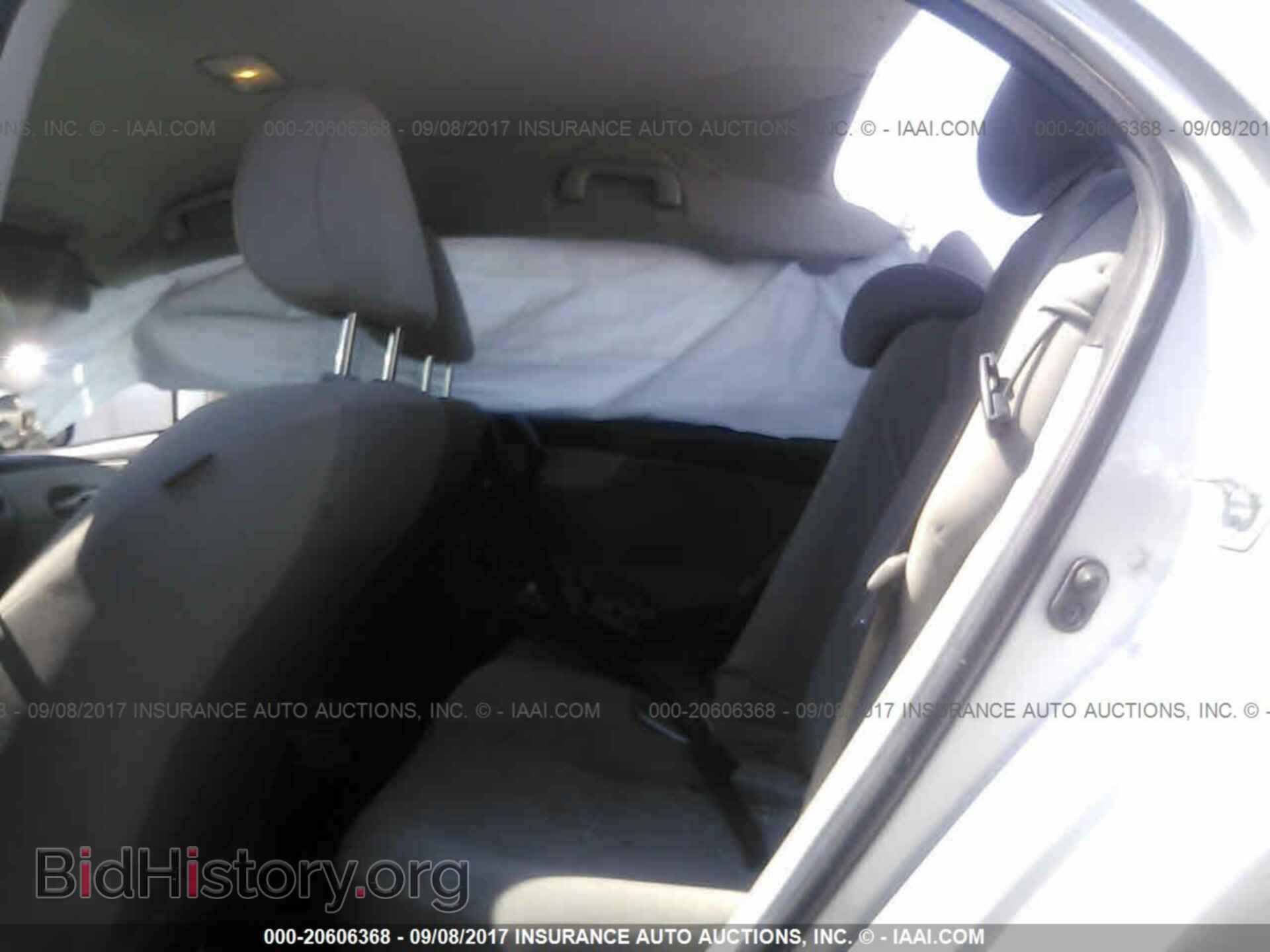 2013 Toyota Corolla - VIN: 2T1BU4EE4DC072890 - Photo 8