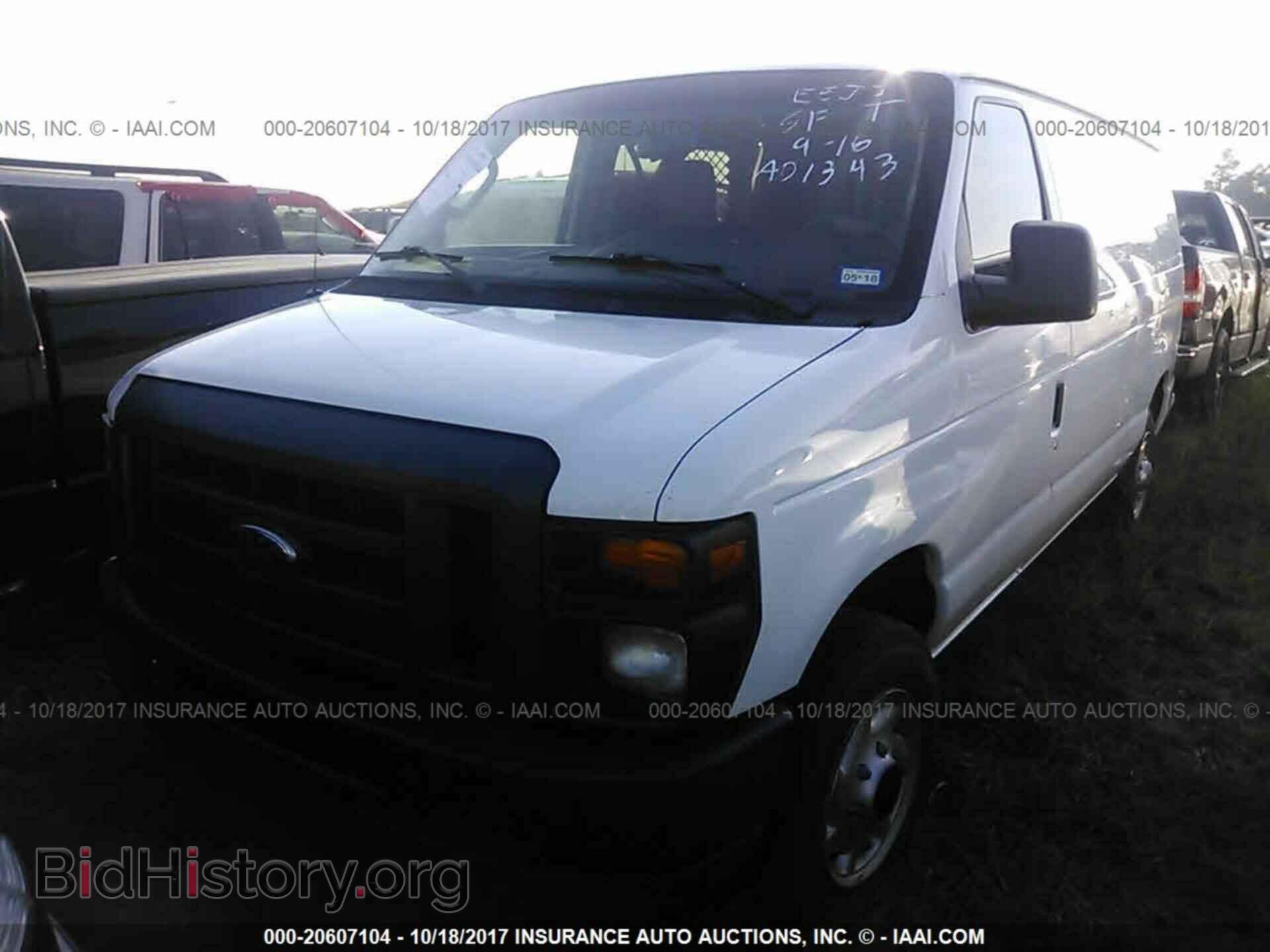 2013 Ford Econoline - VIN: 1FTNE1EWXDDA01343 - Photo 2