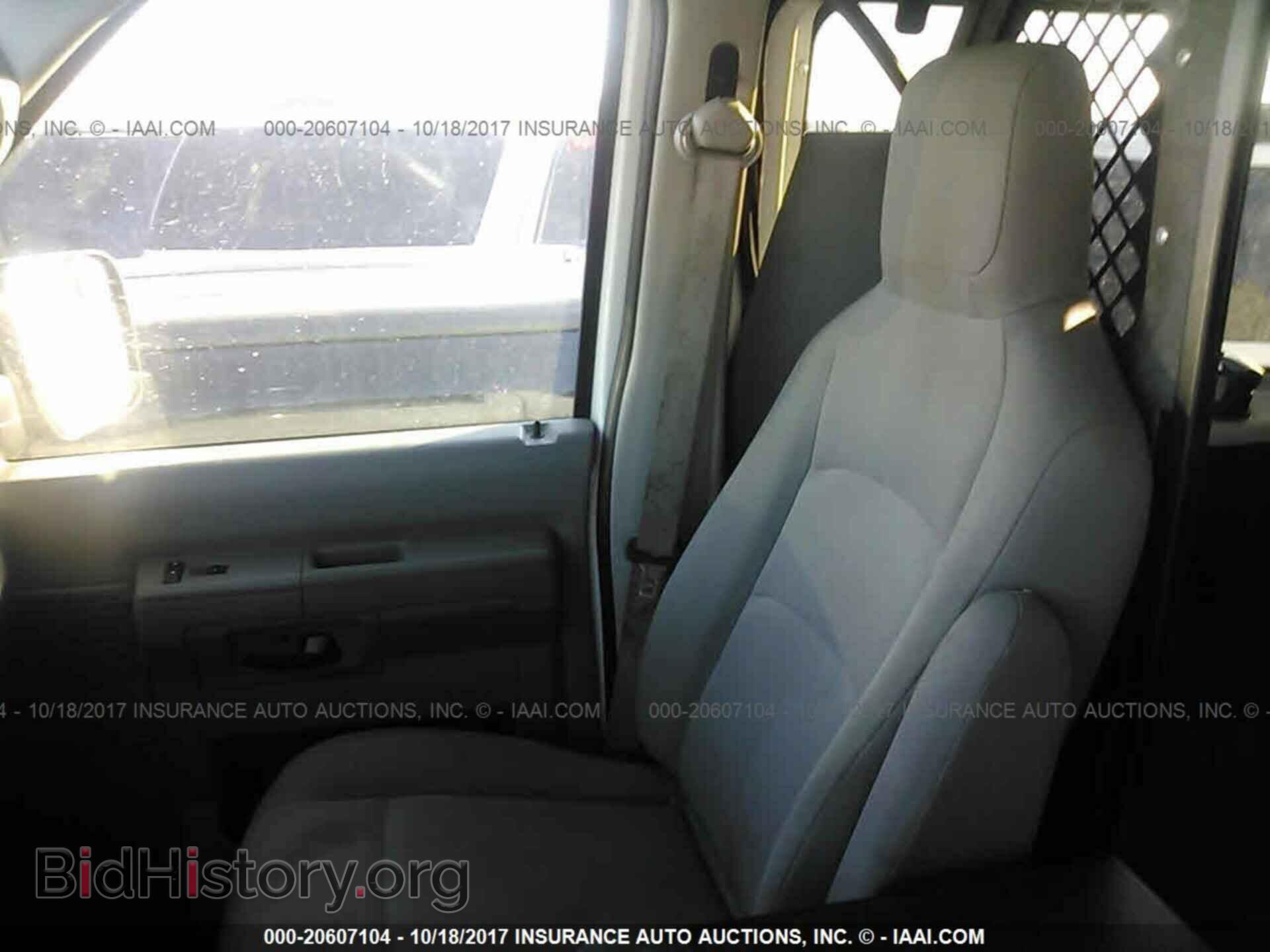 2013 Ford Econoline - VIN: 1FTNE1EWXDDA01343 - Photo 8