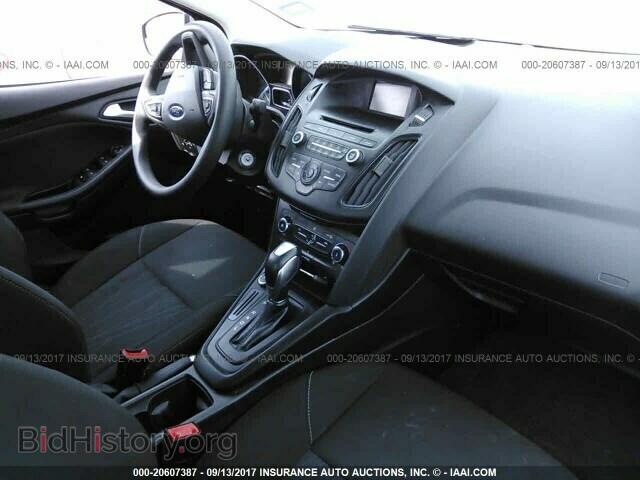 2016 Ford Focus - VIN: 1FADP3F29GL314929 - Photo 5