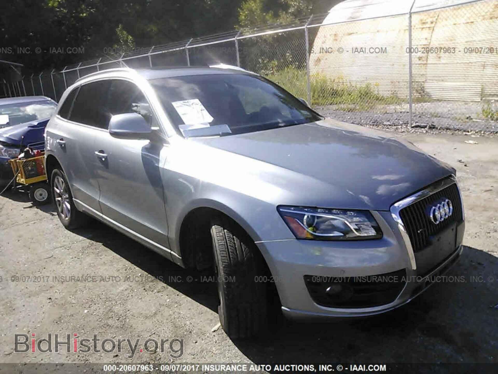 Фотография WA1LFAFP5BA094325 - Audi Q5 2011