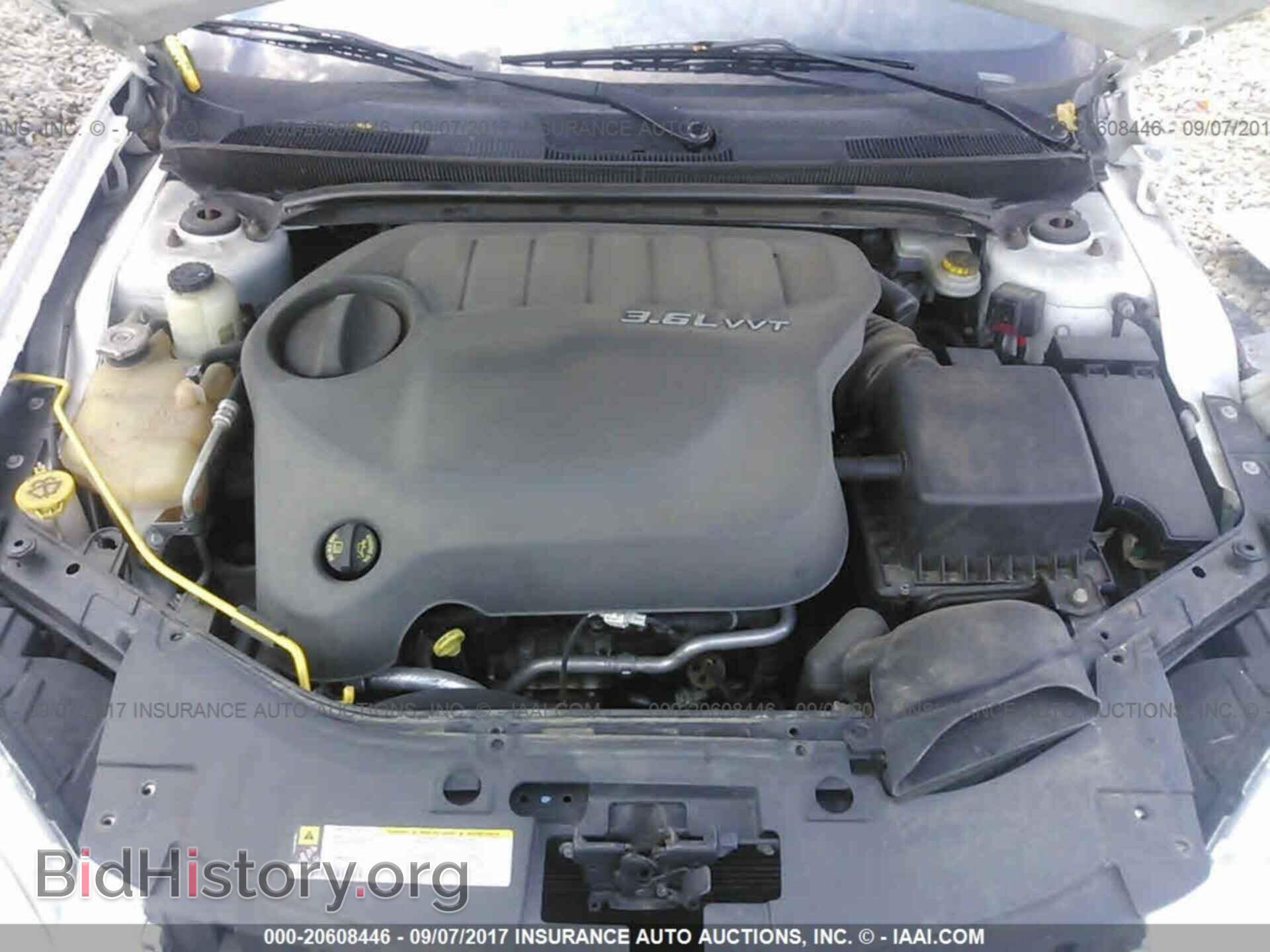 2013 Chrysler 200 - VIN: 1C3CCBBG4DN532200 - Фото 10