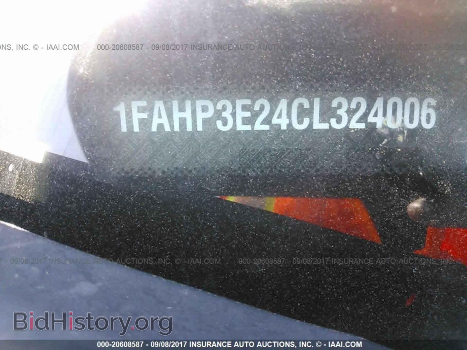 2012 Ford Focus - VIN: 1FAHP3E24CL324006 - Photo 9