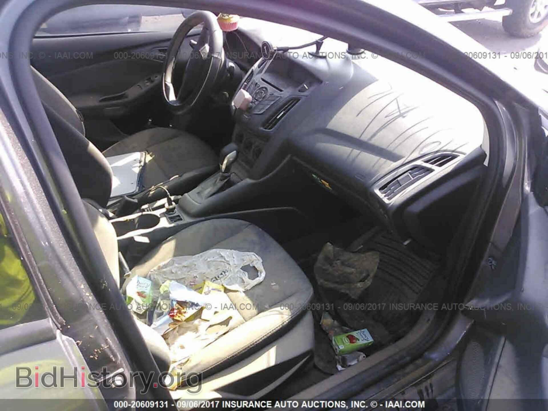 2012 Ford Focus - VIN: 1FAHP3E26CL250068 - Photo 5