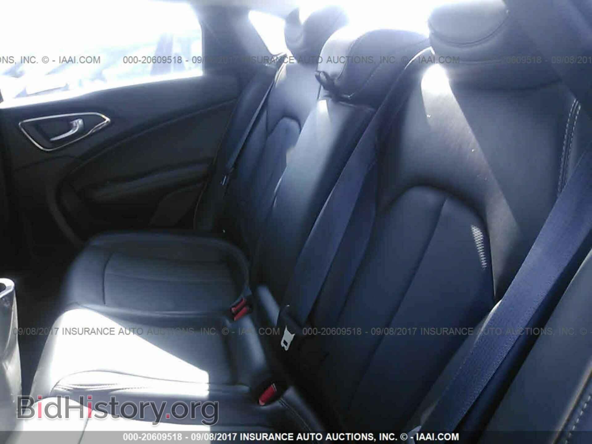 2015 Chrysler 200 - VIN: 1C3CCCEG5FN512624 - Фото 8