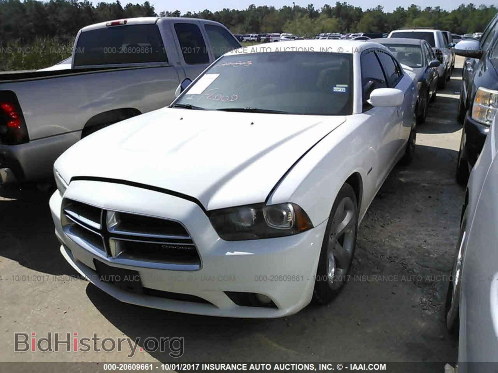2011 Dodge Charger - VIN: 2B3CL5CT7BH513544 - Фото 2